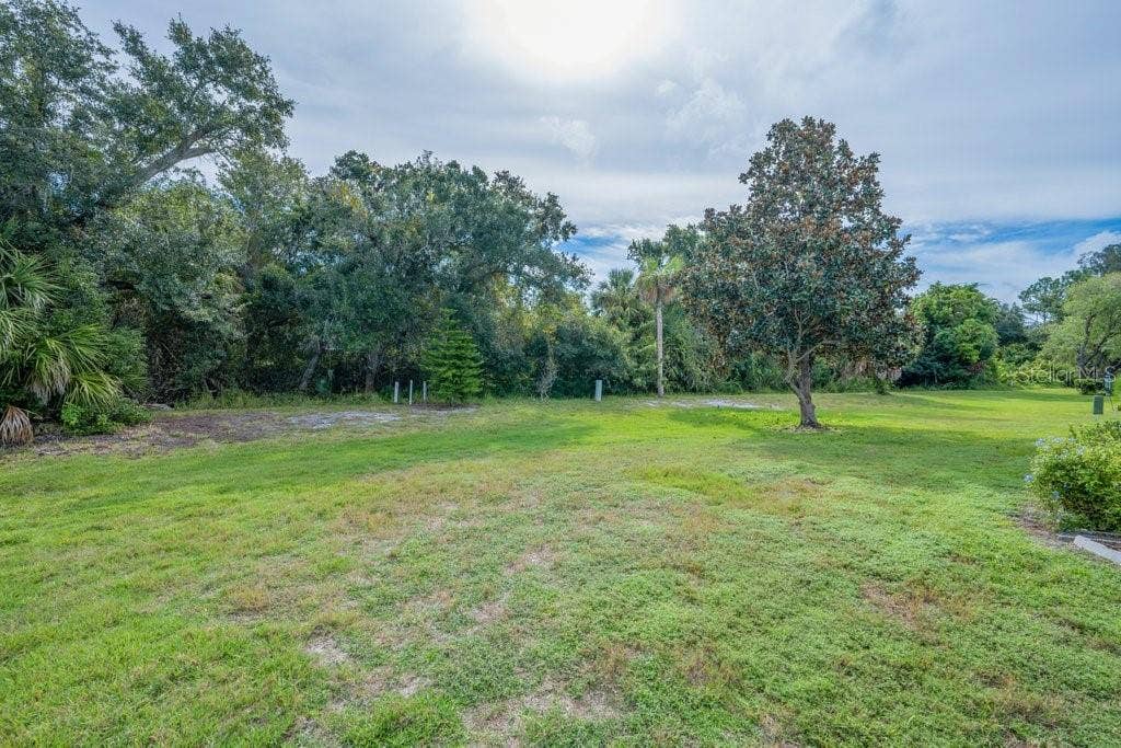 1802 BEDFORD LANE, #9, Sun City Center, FL 33573