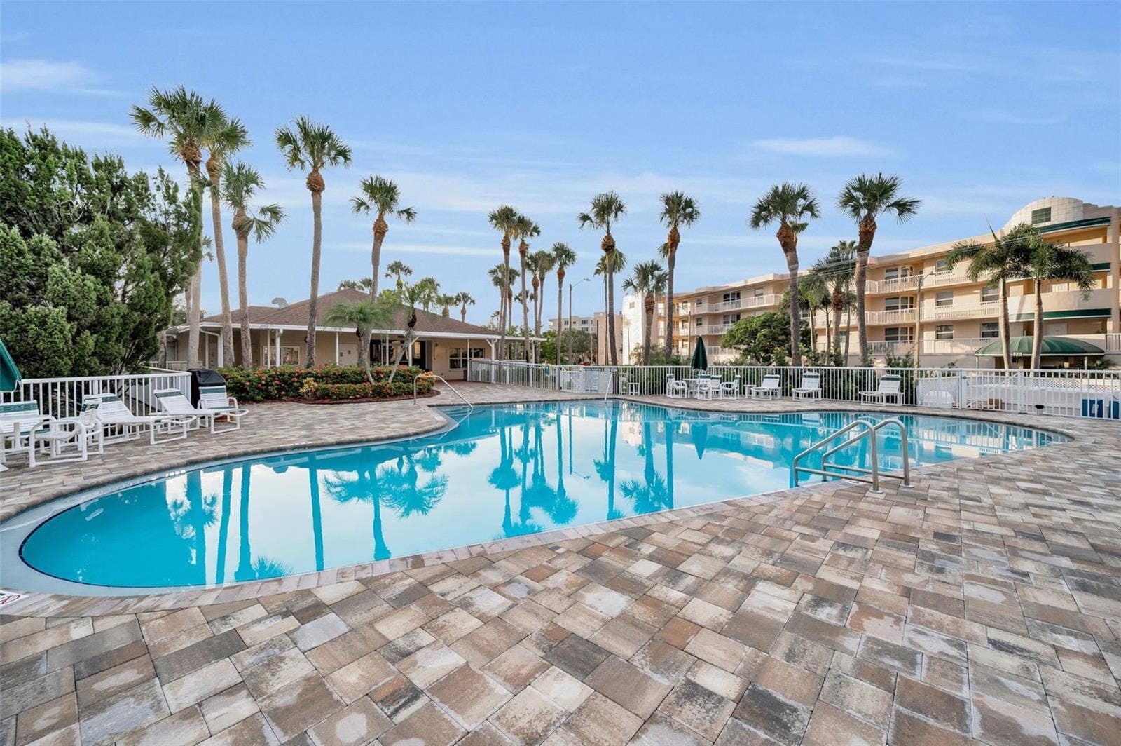 6450 SHORELINE DRIVE, #9203, Seminole, FL 33708 6450 SHORELINE DRIVE, #9203, Seminole, FL 33708