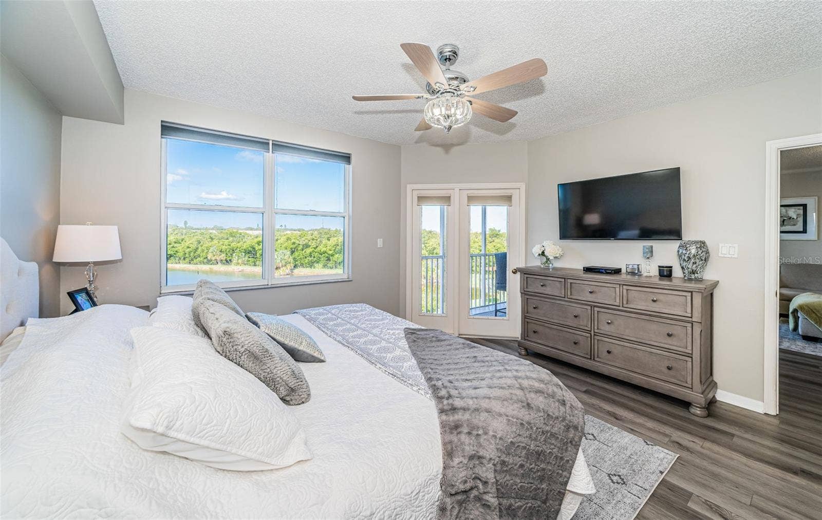 6450 SHORELINE DRIVE, #9203, Seminole, FL 33708 6450 SHORELINE DRIVE, #9203, Seminole, FL 33708