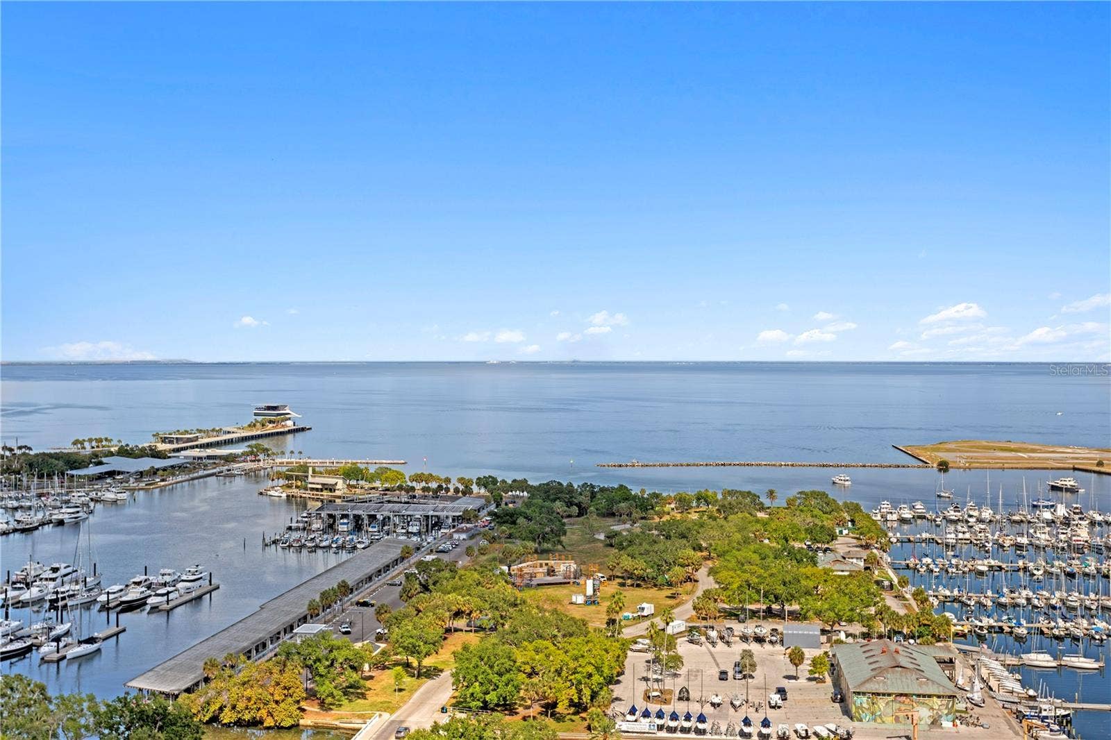 175 1ST STREET S, #2307, St Petersburg, FL 33701 175 1ST STREET S, #2307, St Petersburg, FL 33701