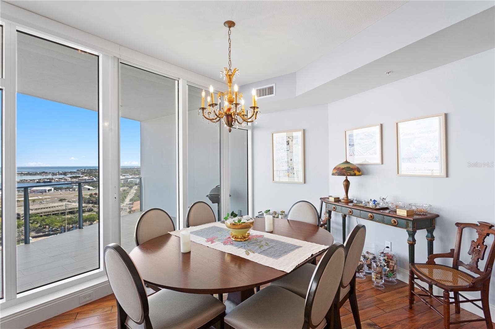 175 1ST STREET S, #2307, St Petersburg, FL 33701 175 1ST STREET S, #2307, St Petersburg, FL 33701