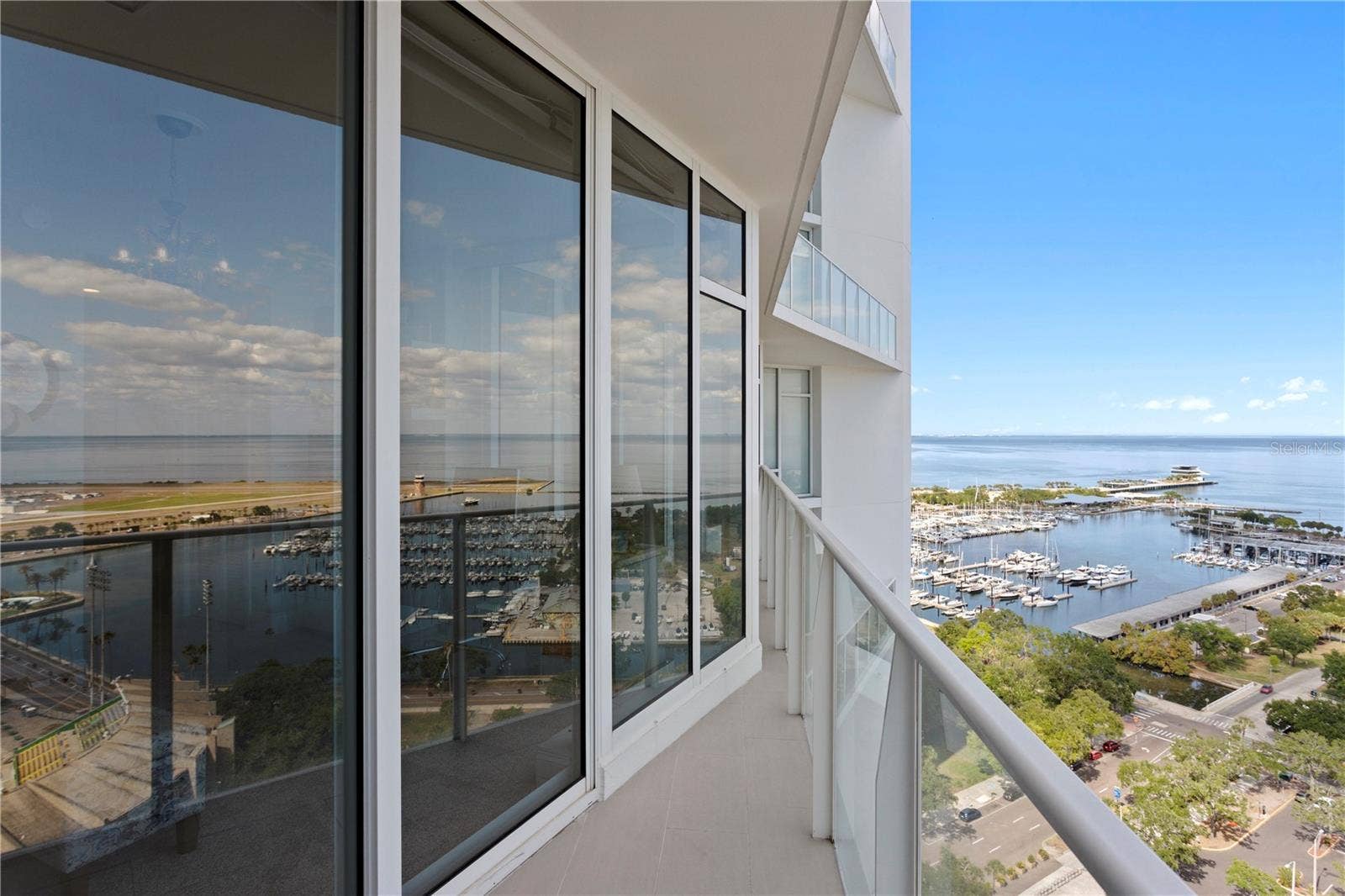 175 1ST STREET S, #2307, St Petersburg, FL 33701 175 1ST STREET S, #2307, St Petersburg, FL 33701