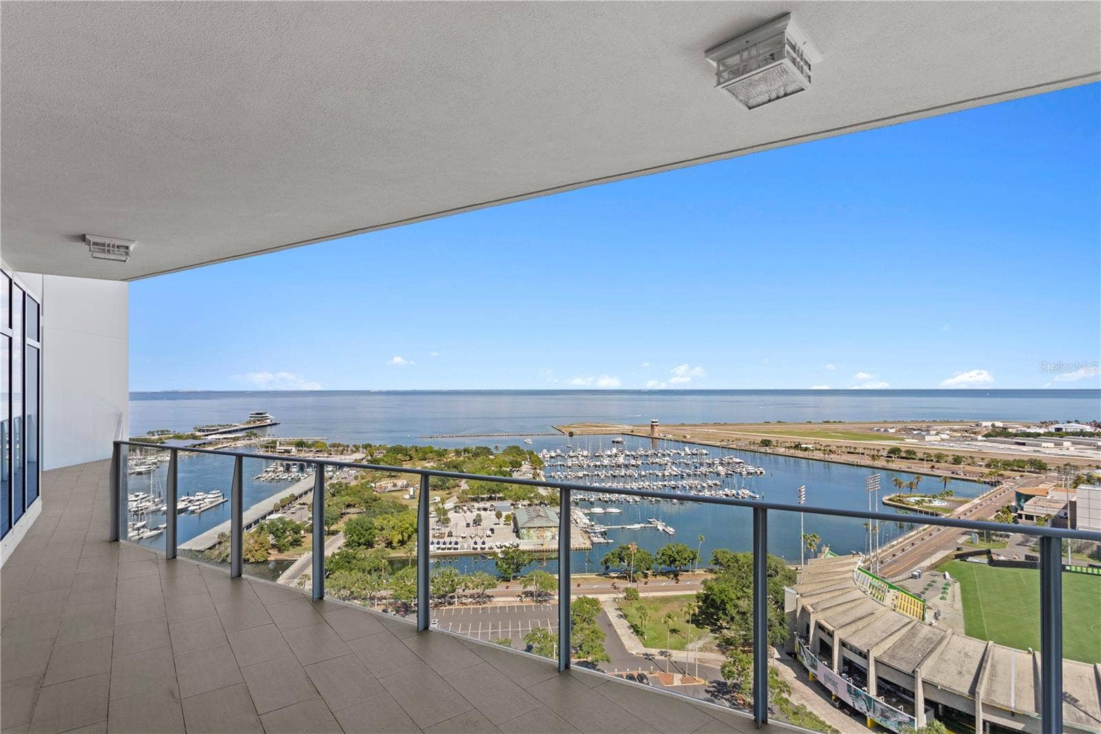 175 1ST STREET S, #2307, St Petersburg, FL 33701 175 1ST STREET S, #2307, St Petersburg, FL 33701
