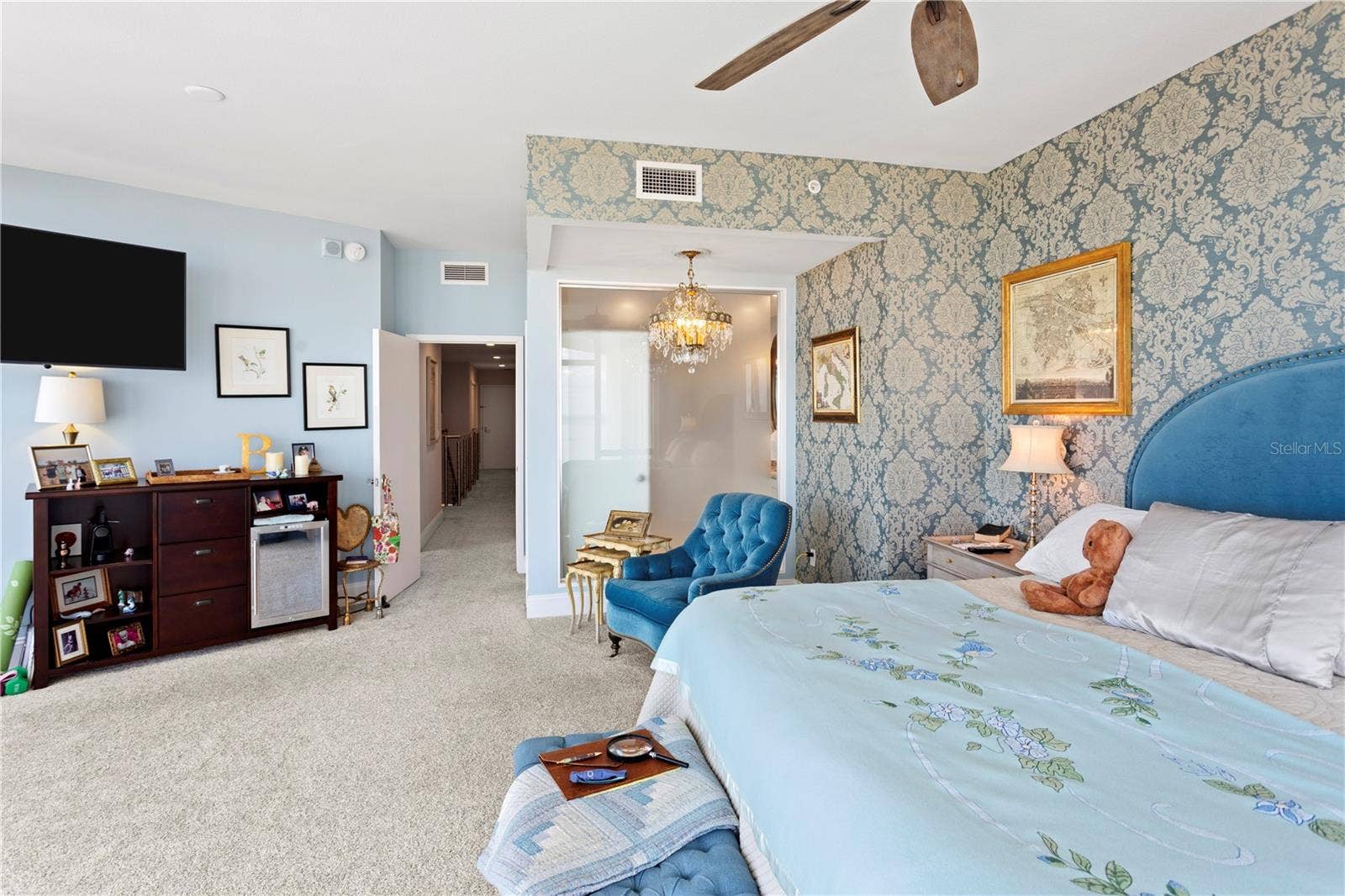 175 1ST STREET S, #2307, St Petersburg, FL 33701 175 1ST STREET S, #2307, St Petersburg, FL 33701