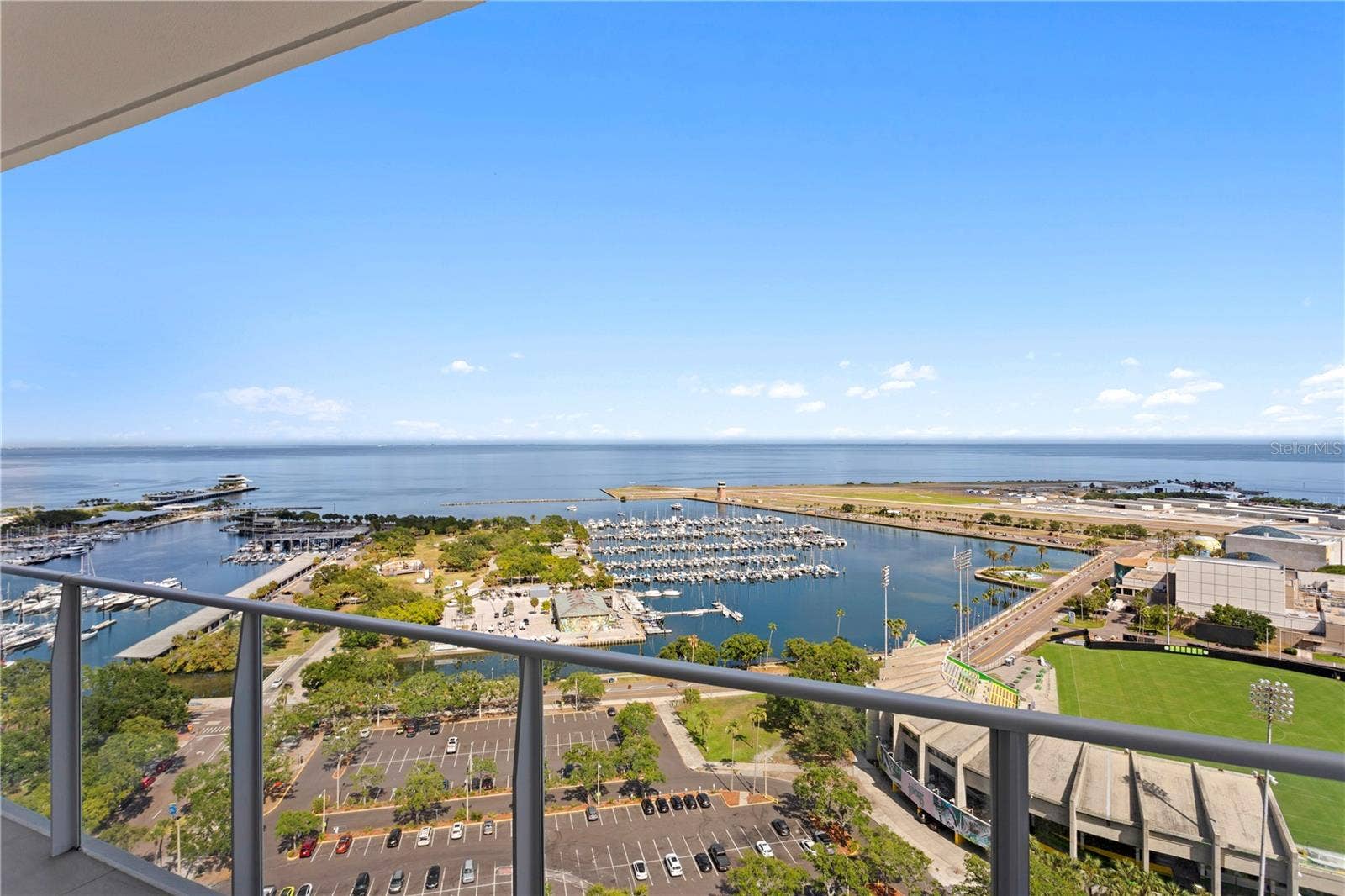 175 1ST STREET S, #2307, St Petersburg, FL 33701 175 1ST STREET S, #2307, St Petersburg, FL 33701