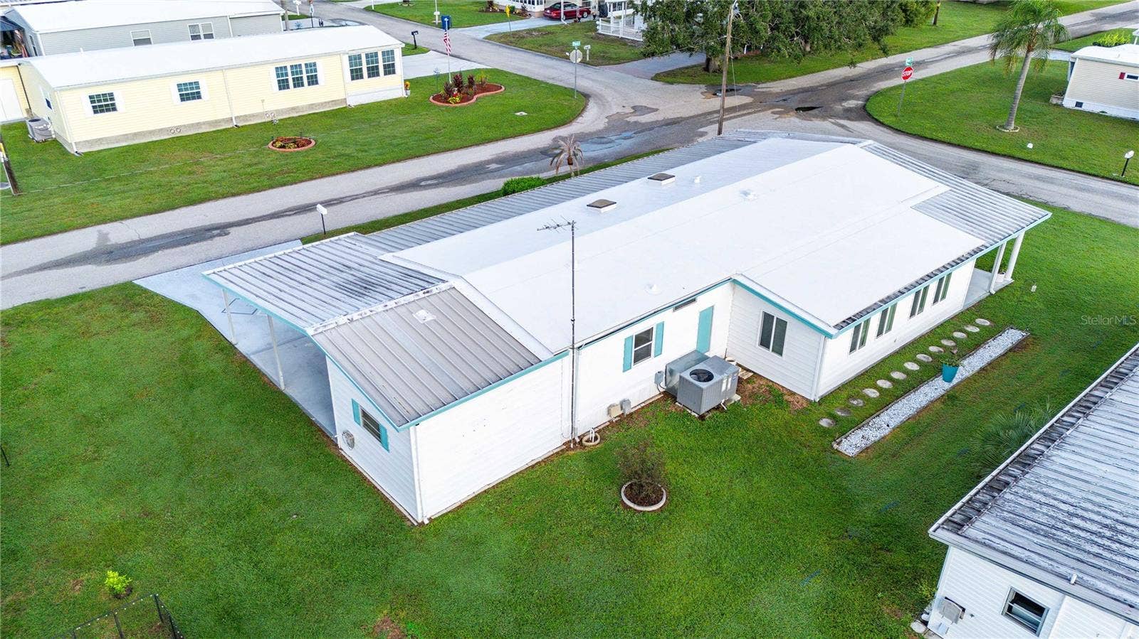 5352 PLANT STREET, Zephyrhills, FL 33542 5352 PLANT STREET, Zephyrhills, FL 33542