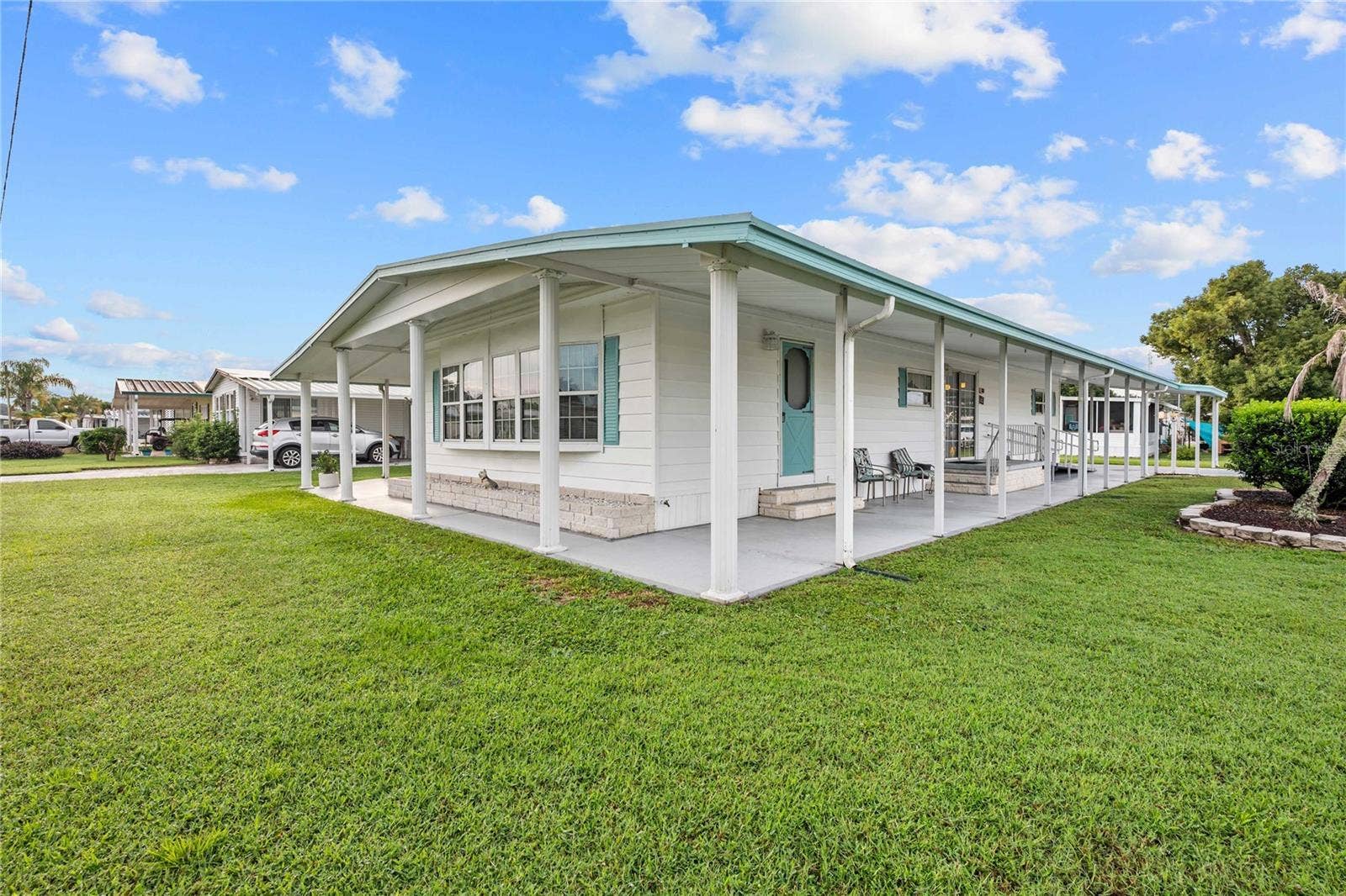 5352 PLANT STREET, Zephyrhills, FL 33542 5352 PLANT STREET, Zephyrhills, FL 33542