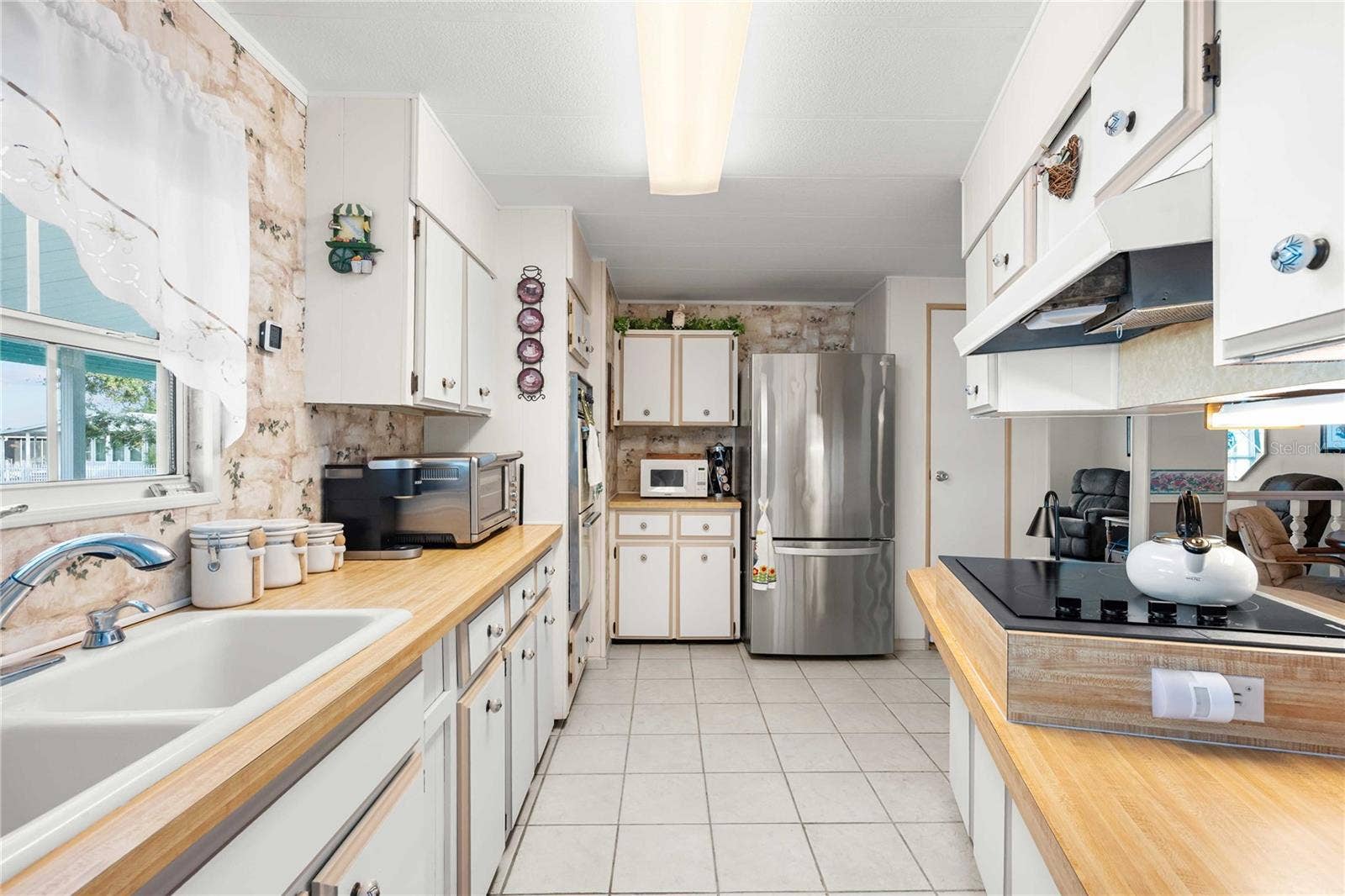 5352 PLANT STREET, Zephyrhills, FL 33542 5352 PLANT STREET, Zephyrhills, FL 33542