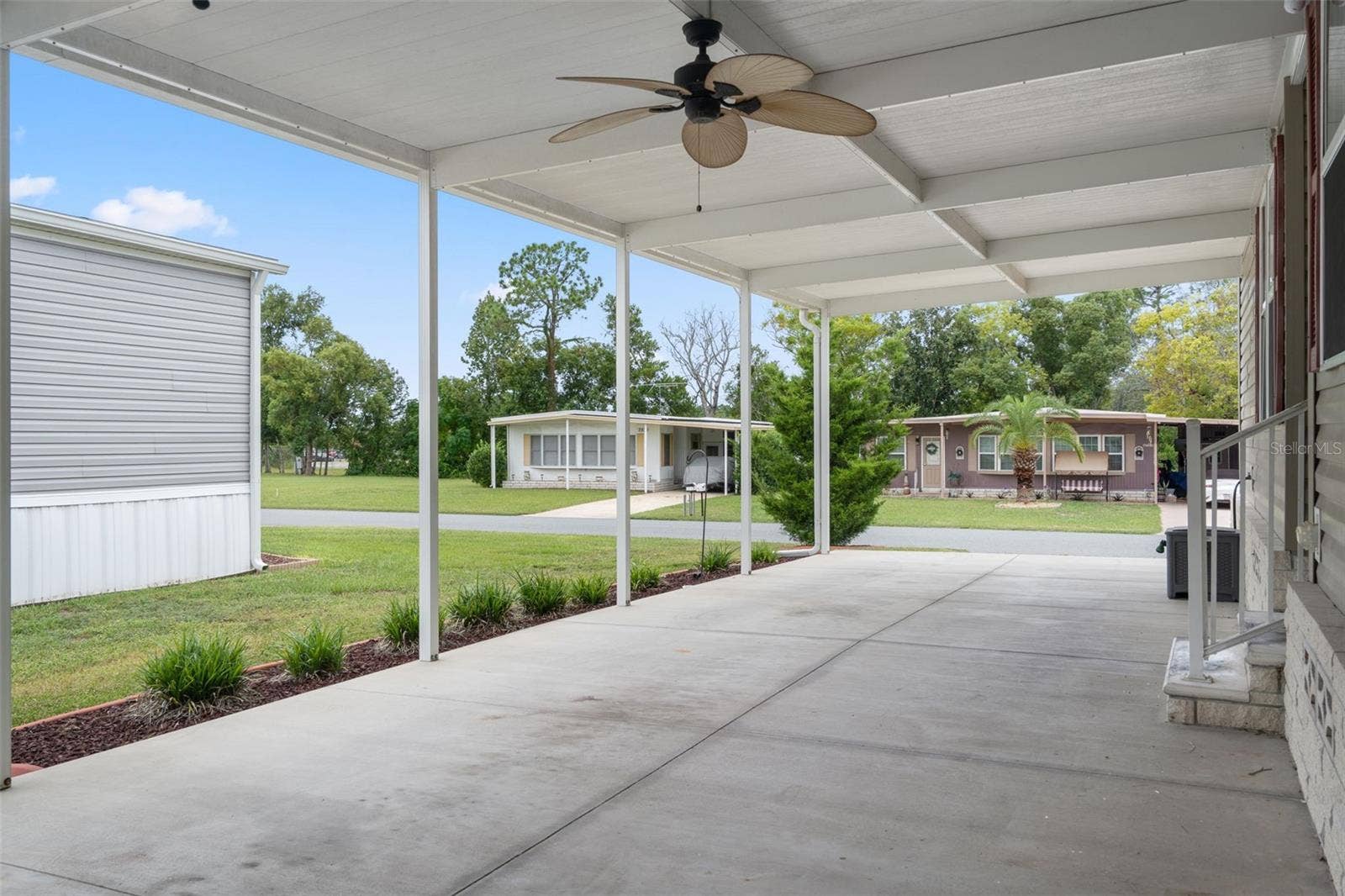 7526 FAIRLANE AVENUE, Brooksville, FL 34613