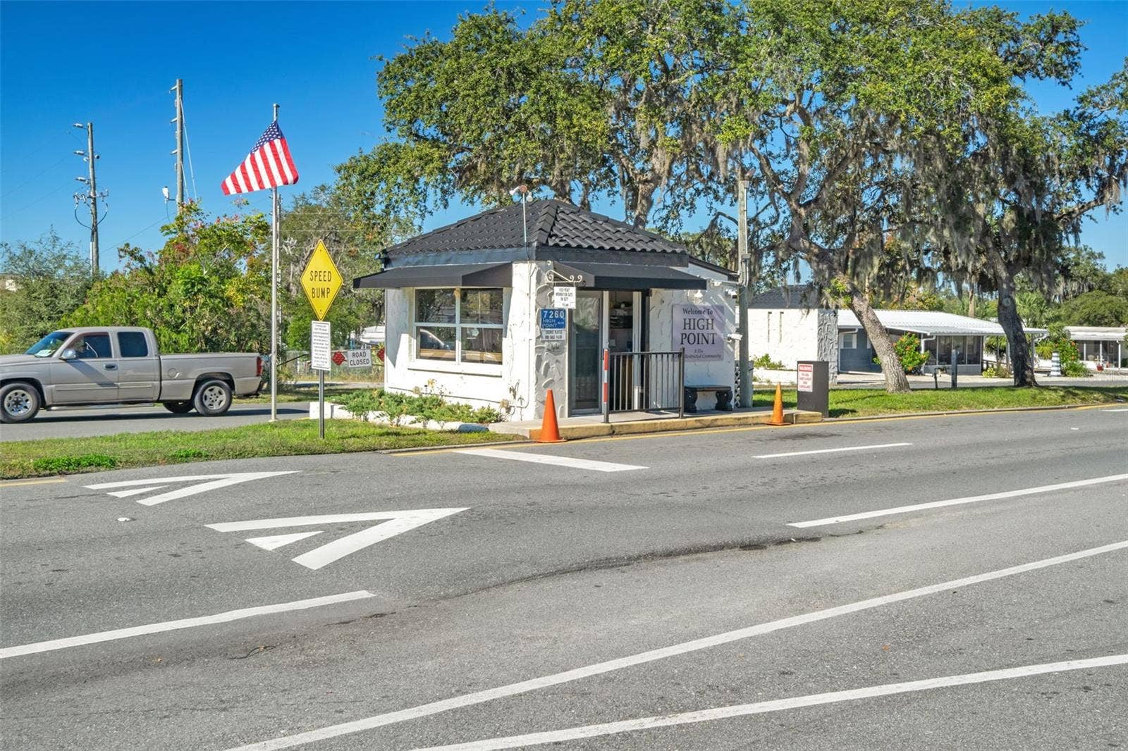 7526 FAIRLANE AVENUE, Brooksville, FL 34613