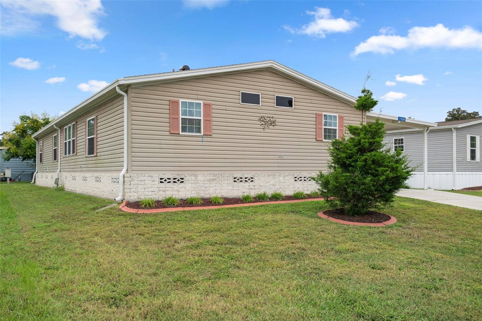 7526 FAIRLANE AVENUE, Brooksville, FL 34613