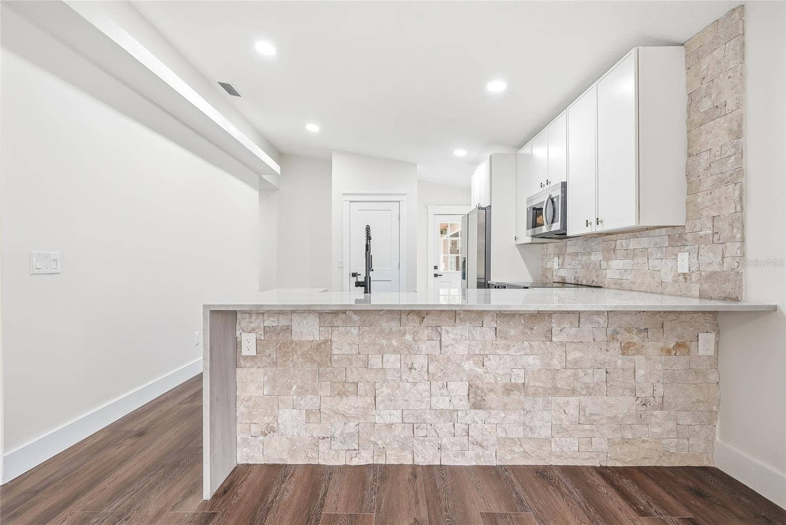 2602 S MILLER ROAD, Valrico, FL 33596