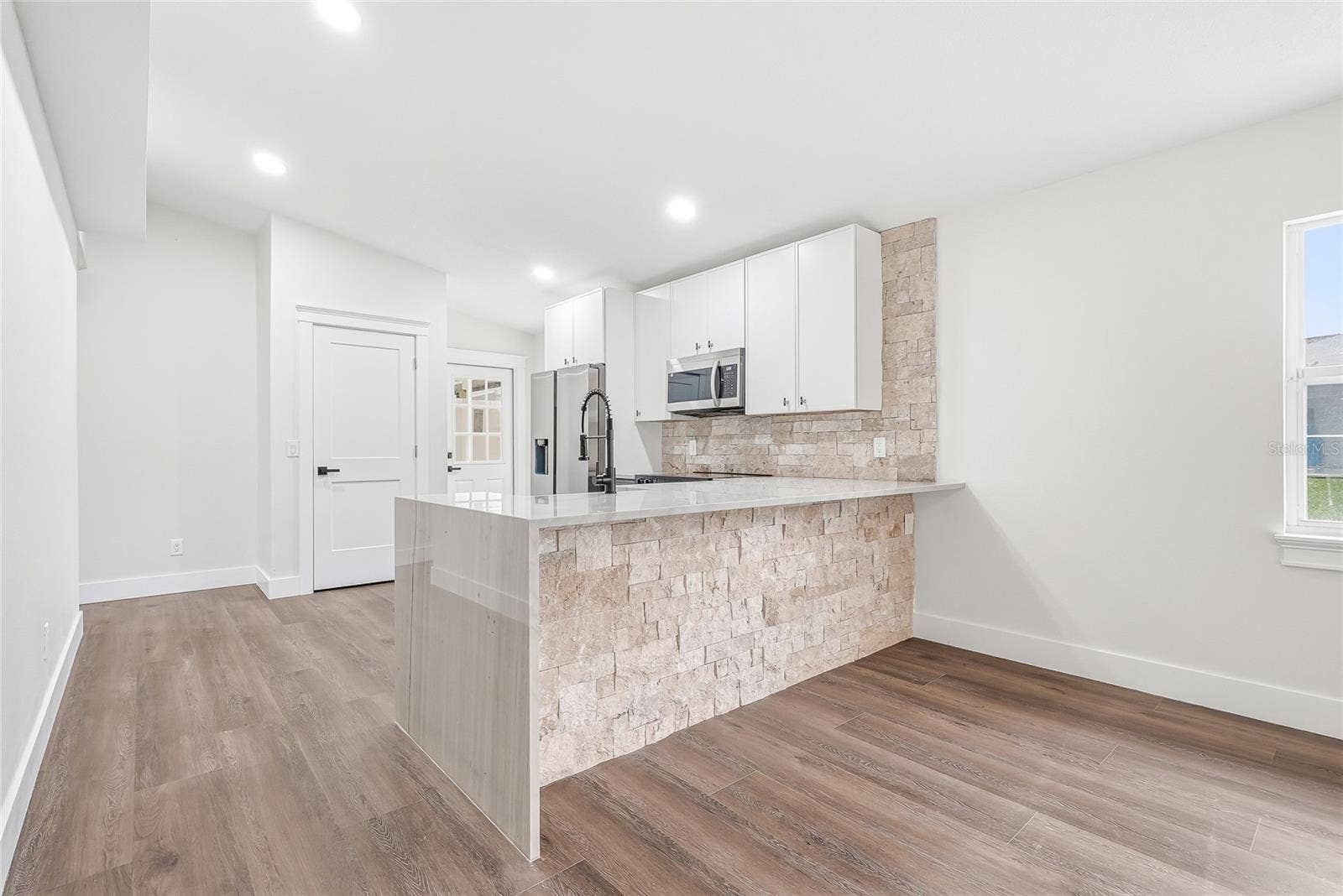 2602 S MILLER ROAD, Valrico, FL 33596