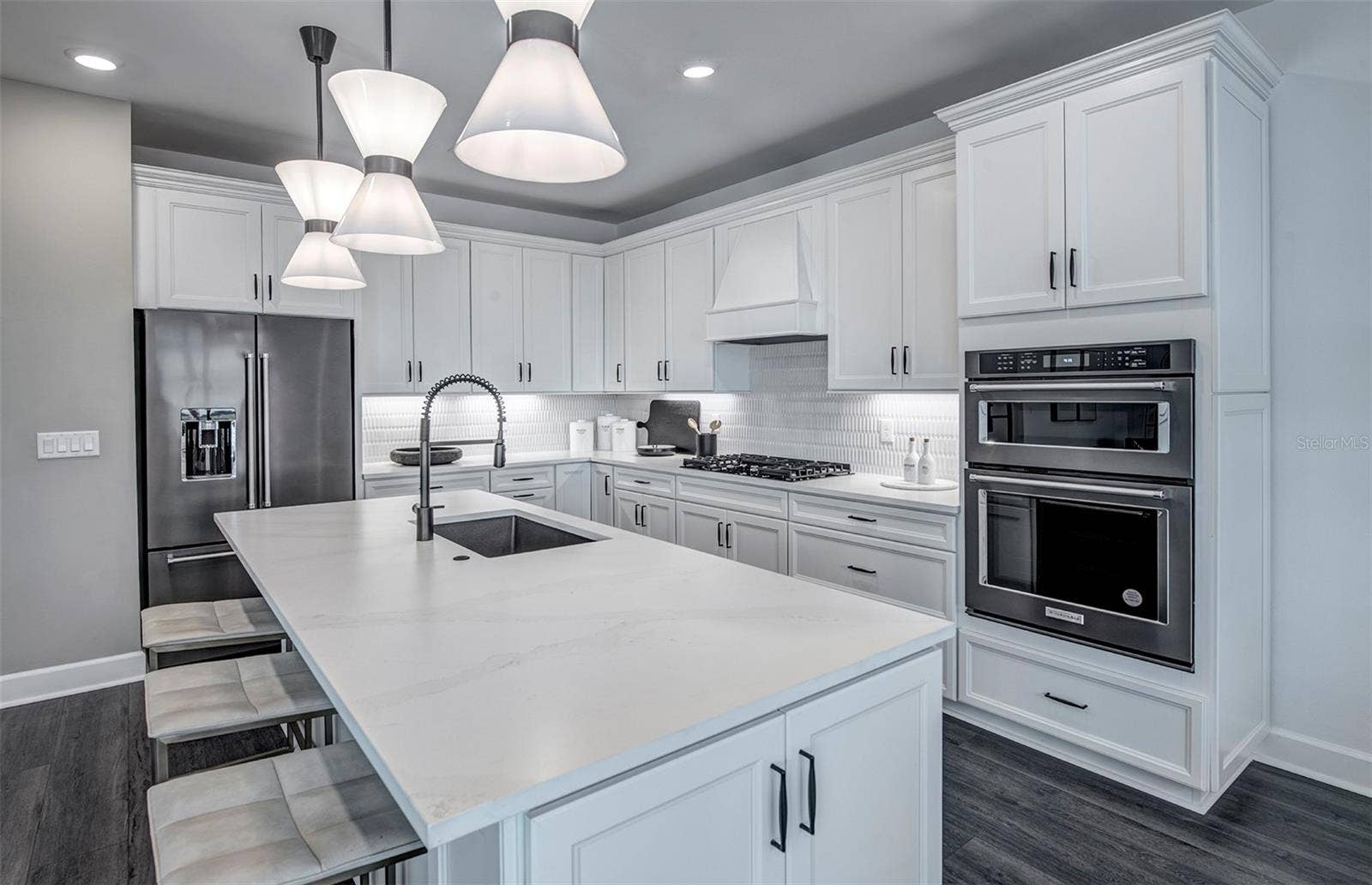 7413 SUMMER COURT, Sarasota, FL 34231 Yorkshire model representation.