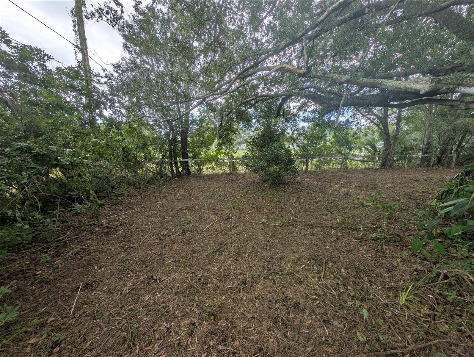 12111 GLENSHIRE DRIVE, Riverview, FL 33579 12111 GLENSHIRE DRIVE, Riverview, FL 33579