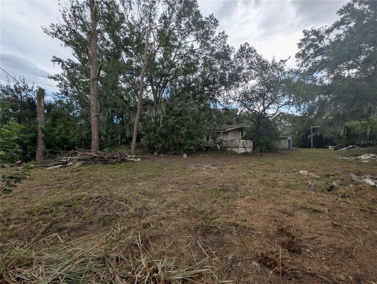 12111 GLENSHIRE DRIVE, Riverview, FL 33579 12111 GLENSHIRE DRIVE, Riverview, FL 33579
