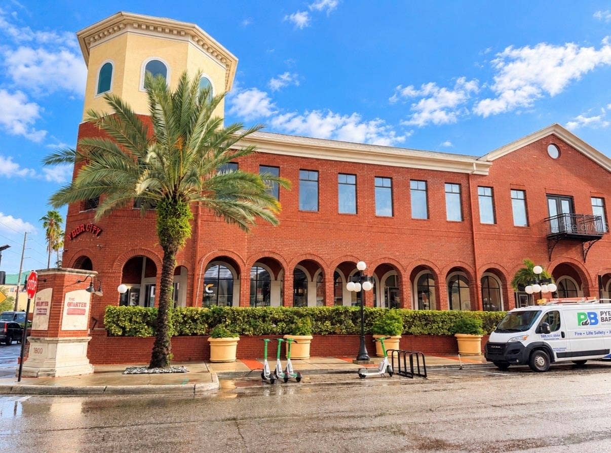 1910 E PALM AVENUE, #8106, Tampa, FL 33605