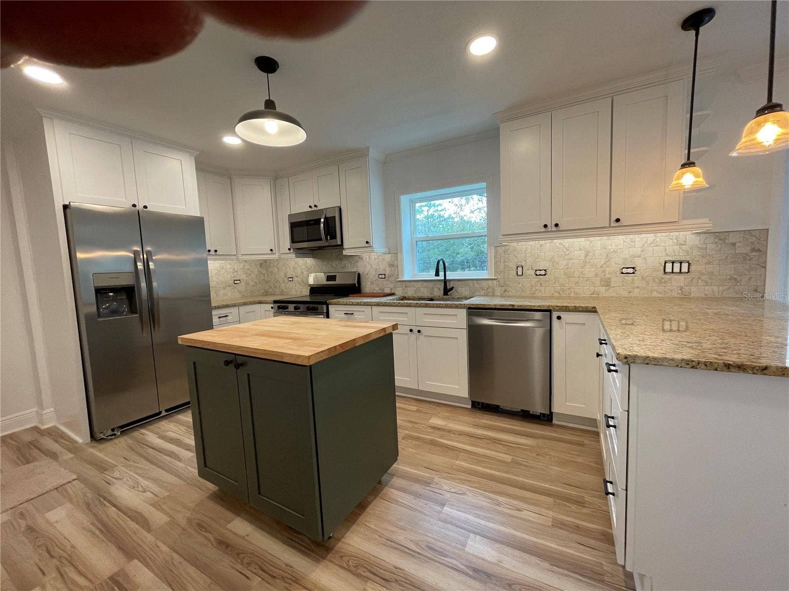 849 LAURELRIDGE COURT, Brooksville, FL 34601 849 LAURELRIDGE COURT, Brooksville, FL 34601