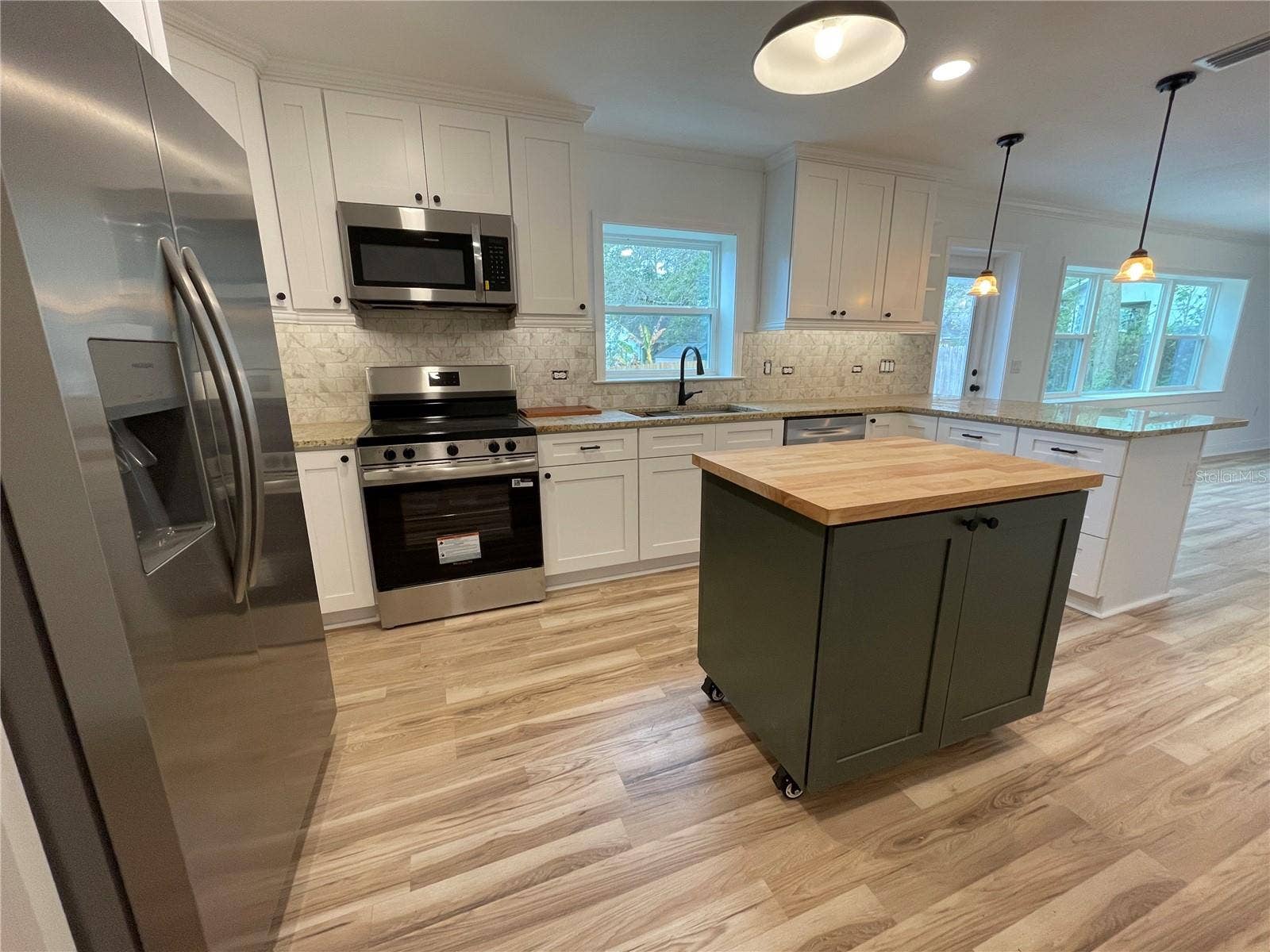 849 LAURELRIDGE COURT, Brooksville, FL 34601 849 LAURELRIDGE COURT, Brooksville, FL 34601