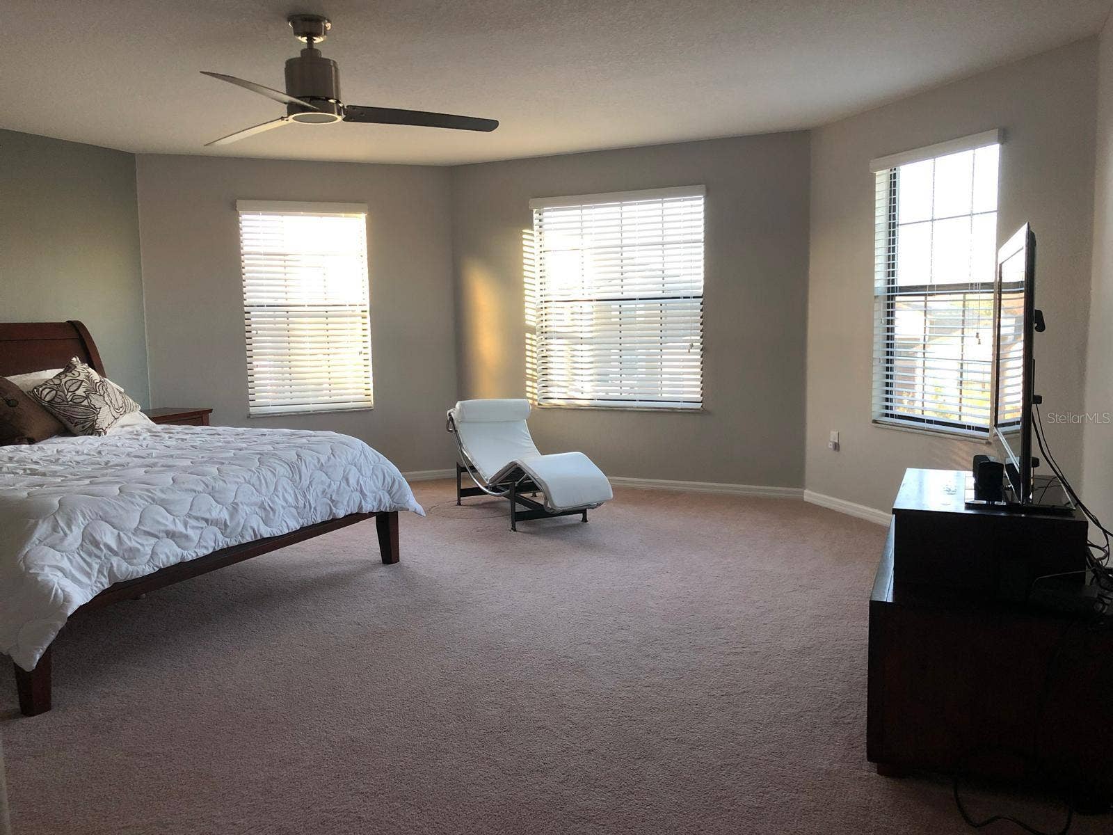 13419 WHITE SAPPHIRE ROAD, Riverview, FL 33579 13419 WHITE SAPPHIRE ROAD, Riverview, FL 33579