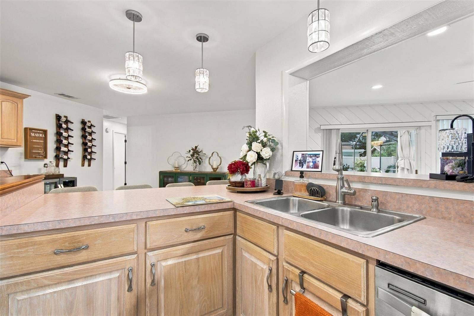 14304 91ST AVENUE, Seminole, FL 33776 KITCHEN PASS THROUGH TO DEN