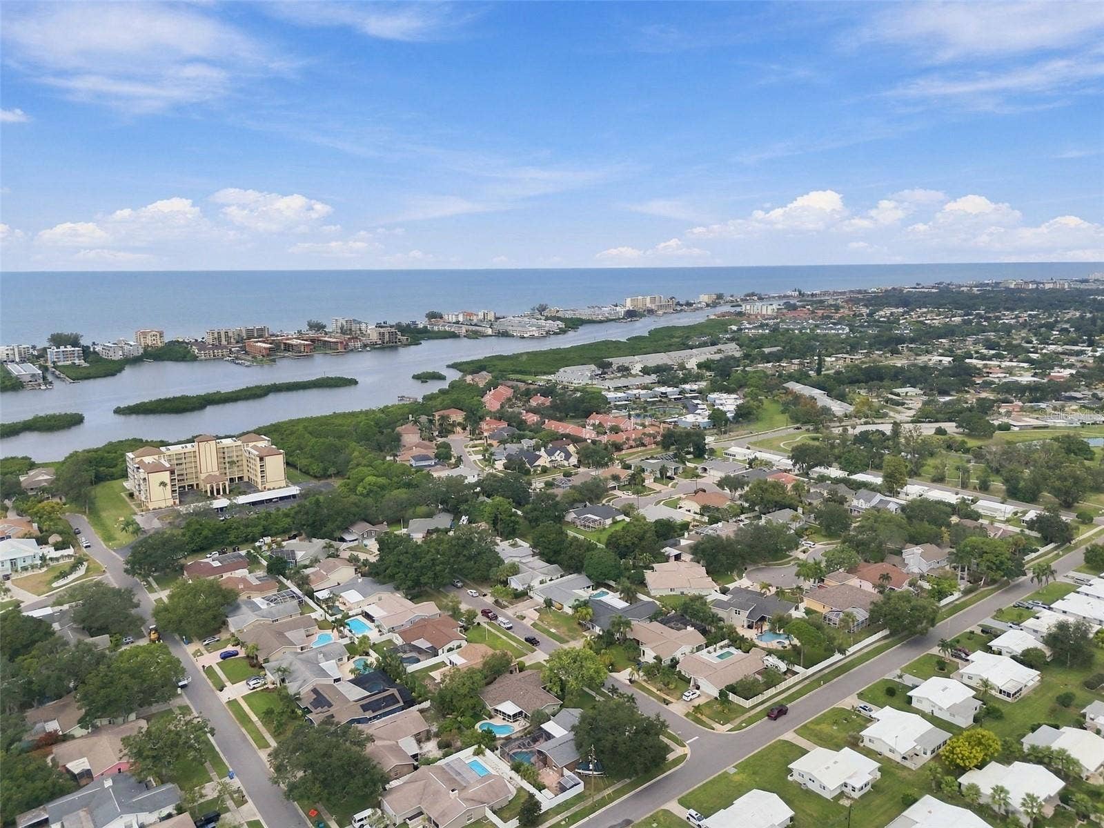 14304 91ST AVENUE, Seminole, FL 33776 MINUTES TO THE BEACH