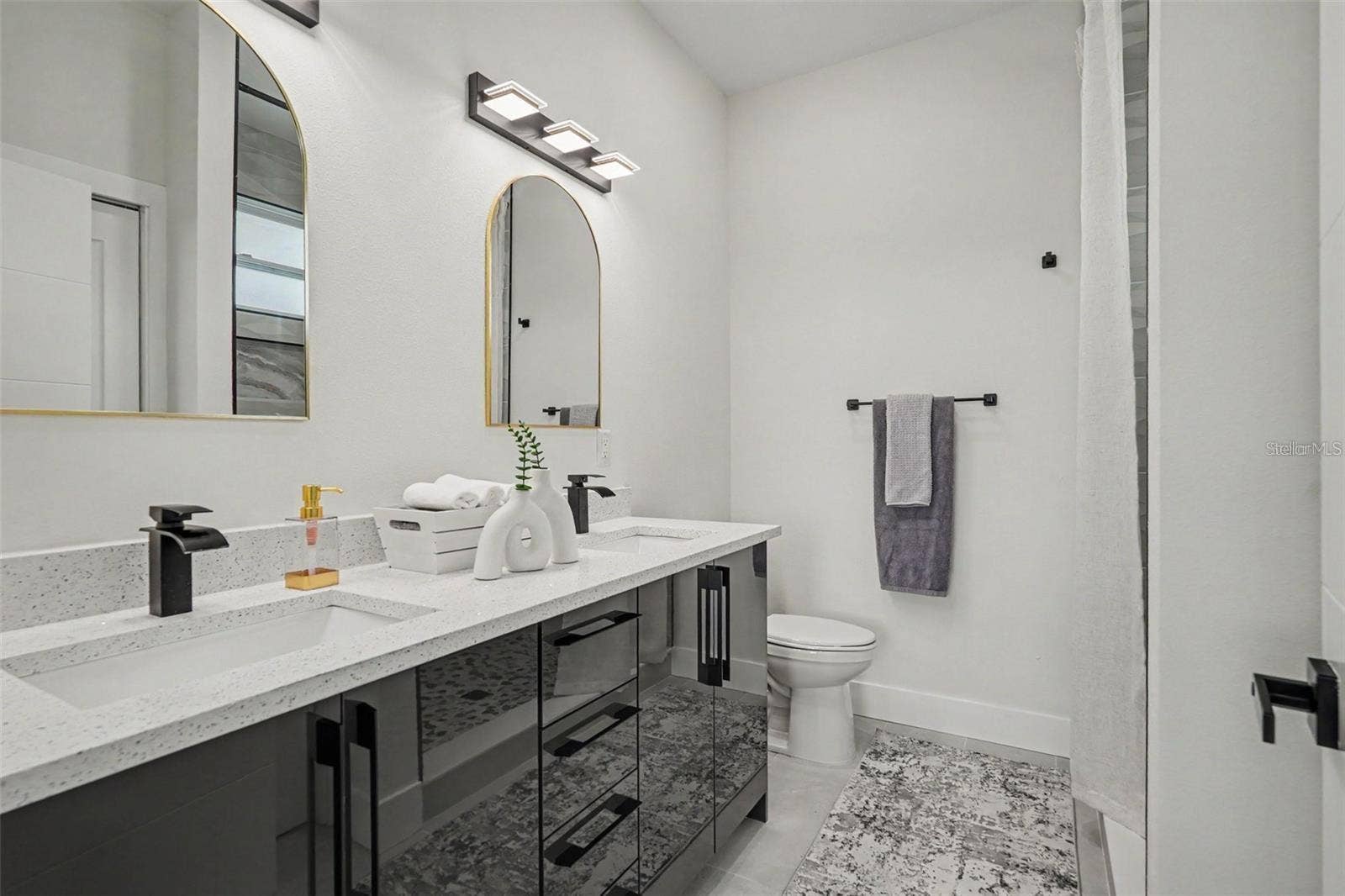 3612 N GARRISON STREET, Tampa, FL 33619 3612 N GARRISON STREET, Tampa, FL 33619