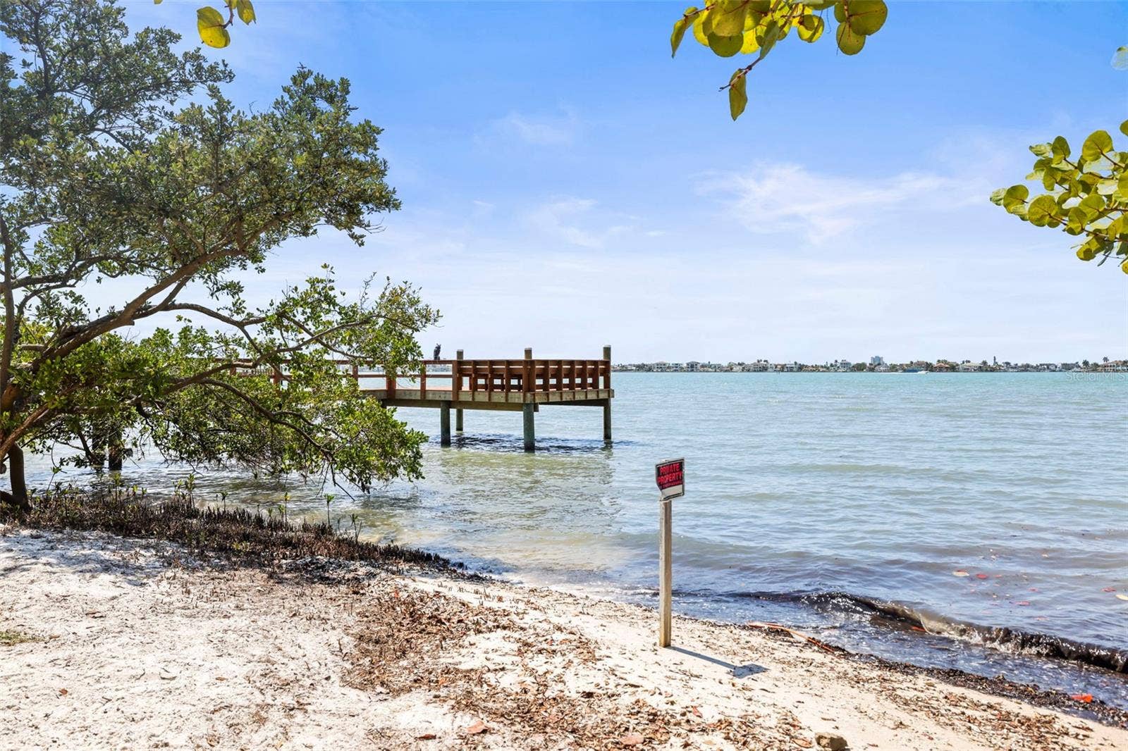1600 PARK STREET N, St Petersburg, FL 33710 1600 PARK STREET N, St Petersburg, FL 33710