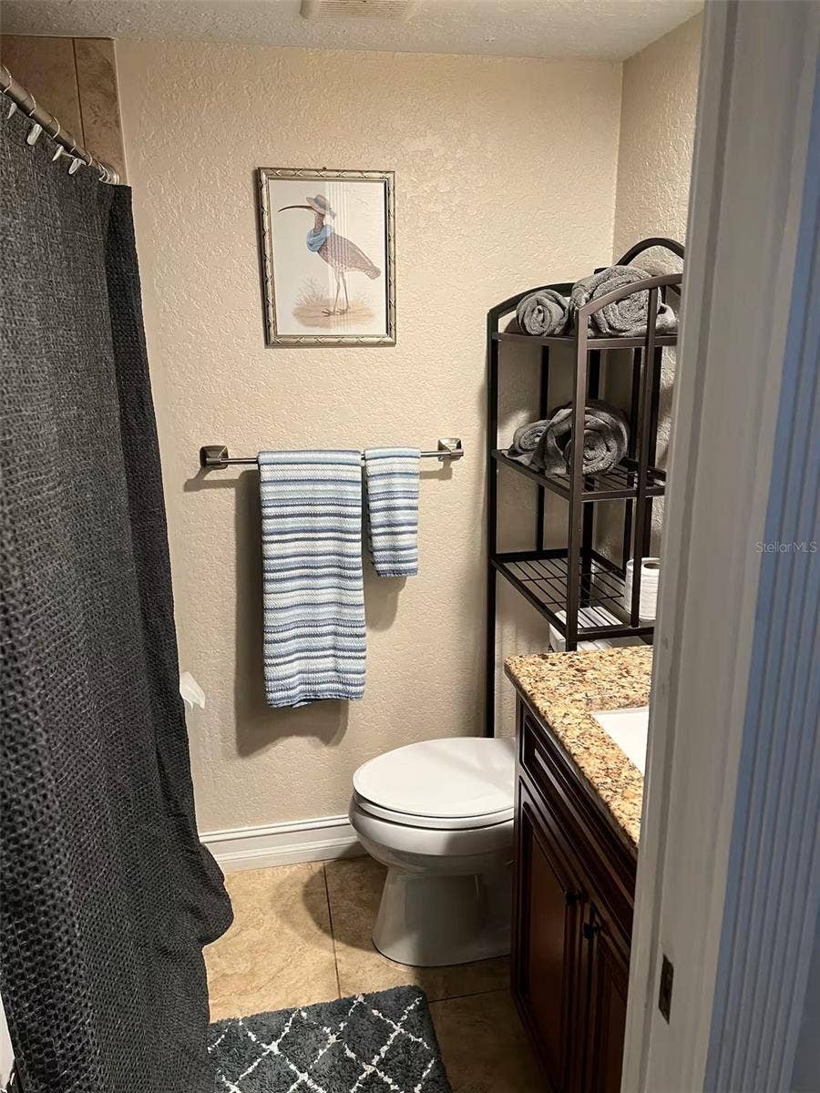 6403 EVERGREEN AVENUE, Seminole, FL 33772 6403 EVERGREEN AVENUE, Seminole, FL 33772