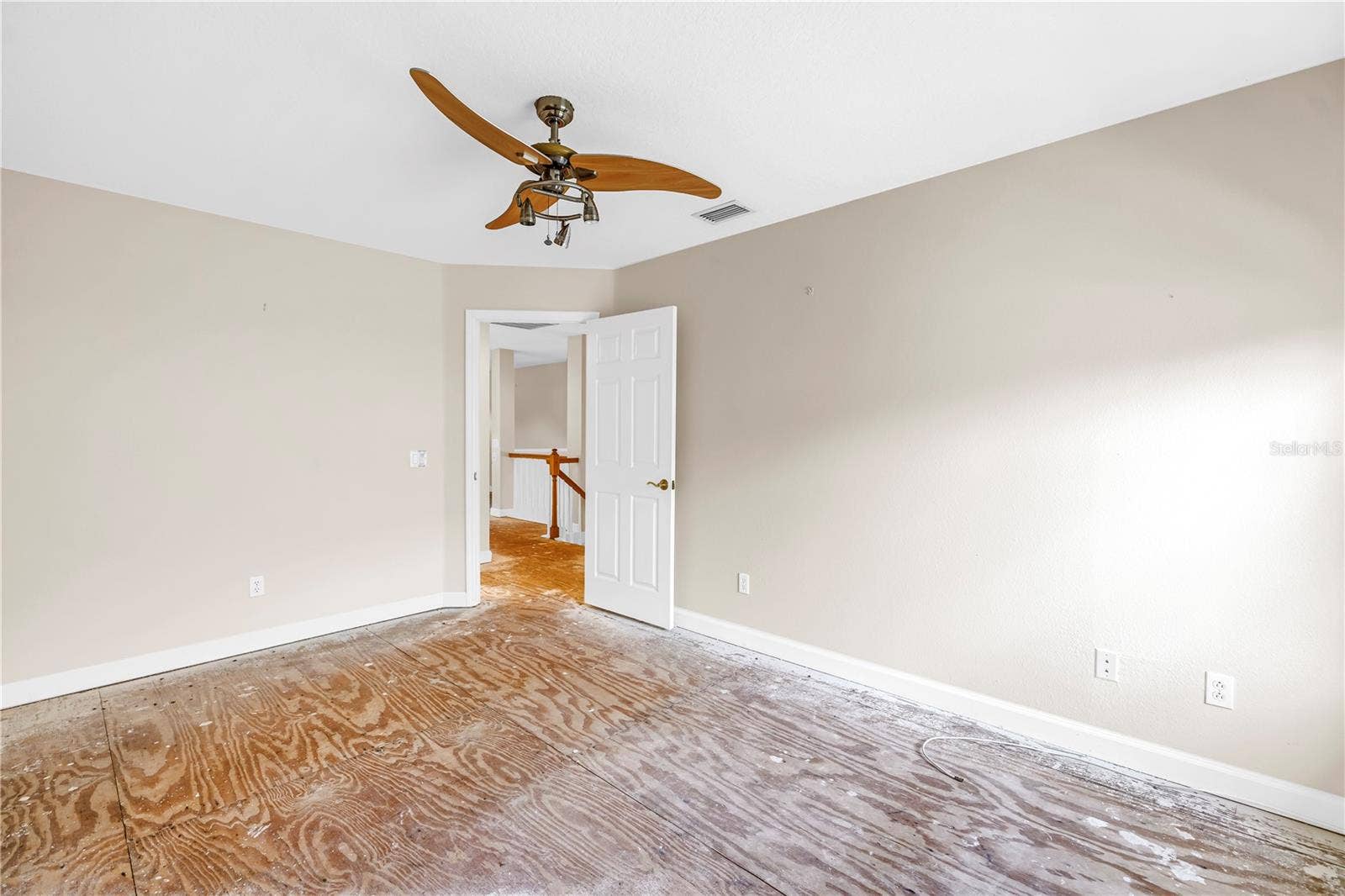9724 SAGO POINT DRIVE, Seminole, FL 33777 9724 SAGO POINT DRIVE, Seminole, FL 33777
