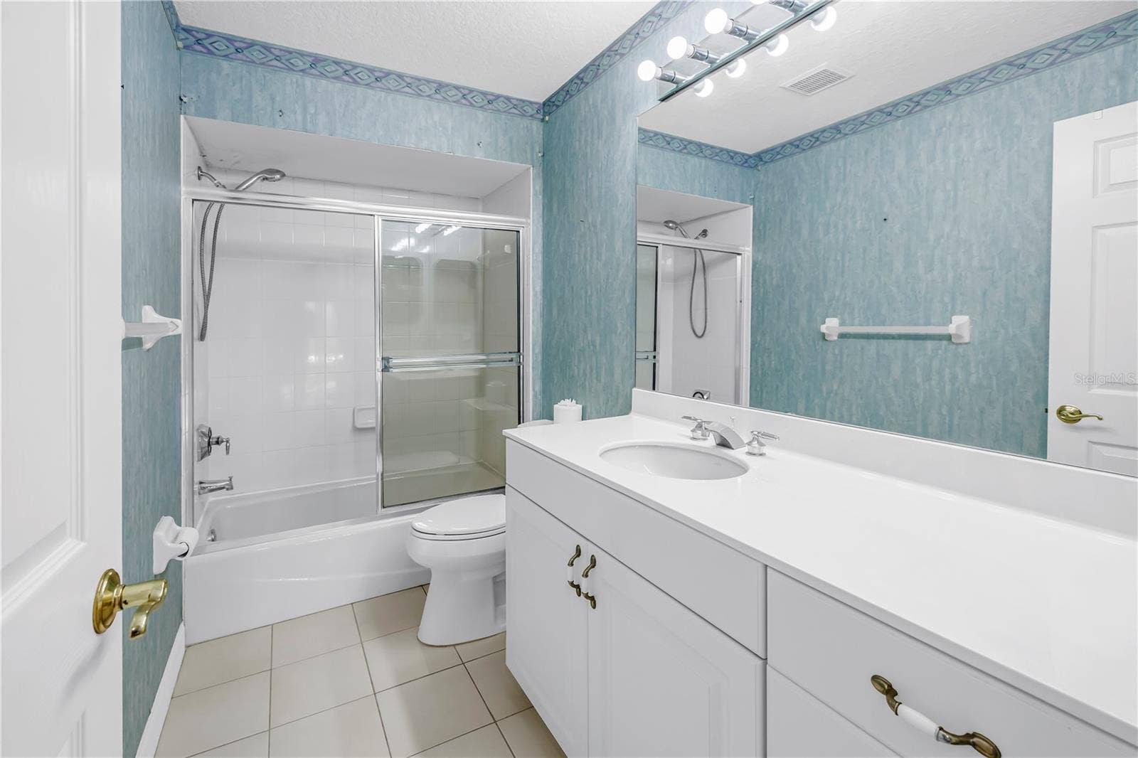 9724 SAGO POINT DRIVE, Seminole, FL 33777 9724 SAGO POINT DRIVE, Seminole, FL 33777