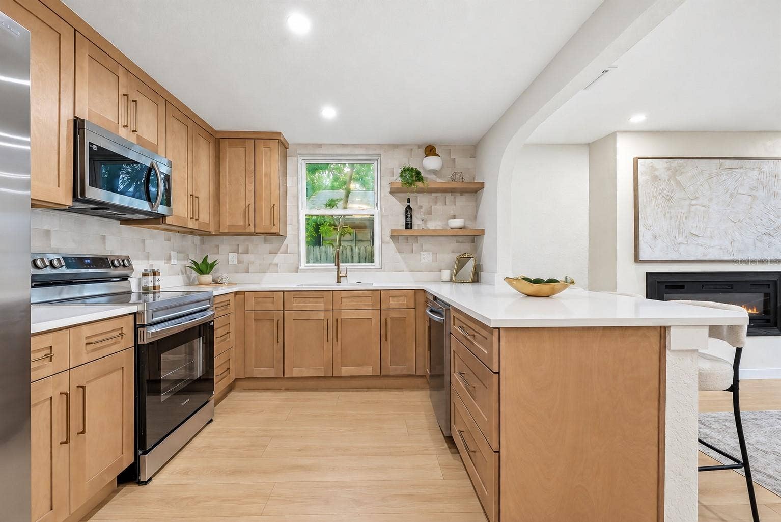 4750 EMERSON AVENUE S, St Petersburg, FL 33711