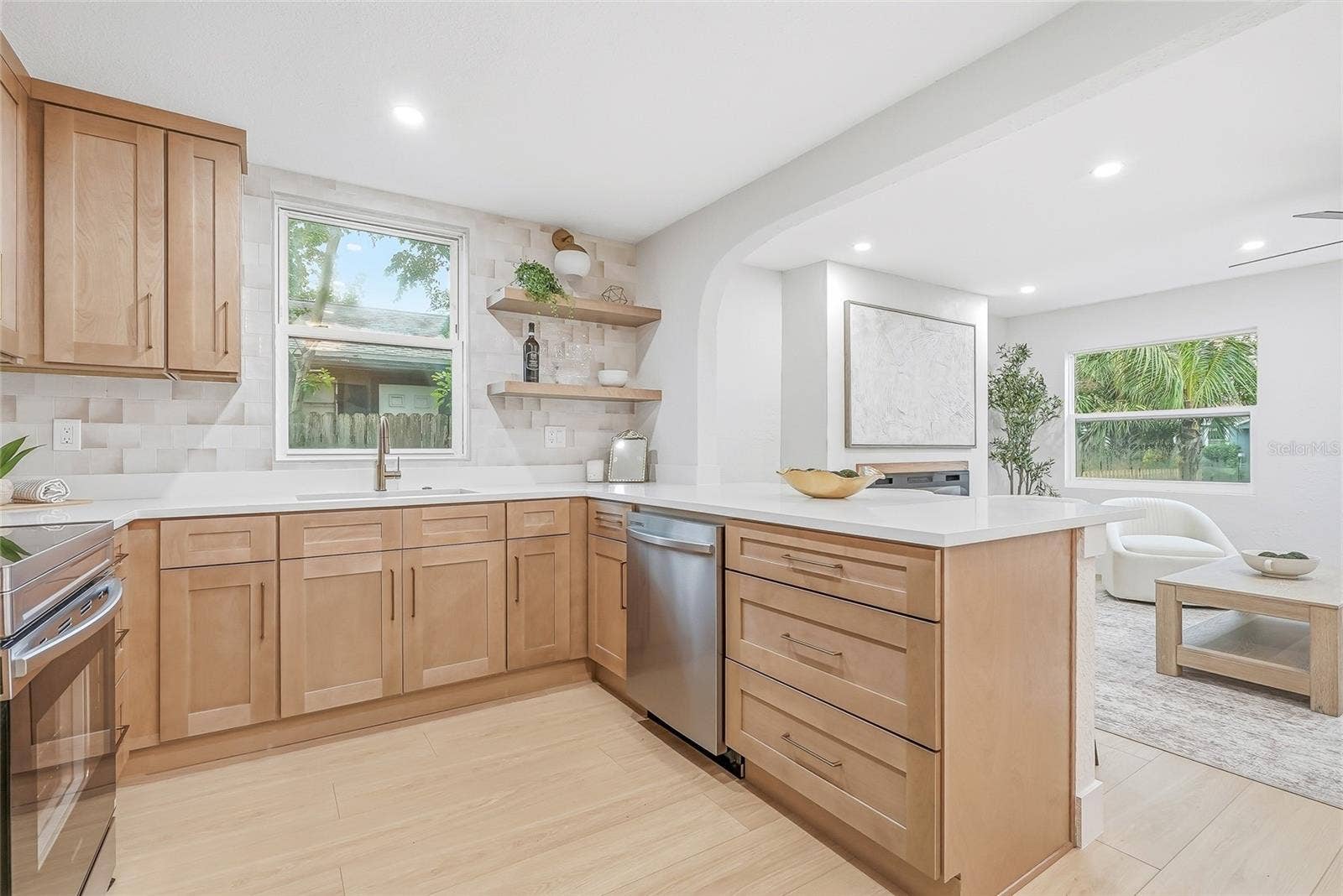 4750 EMERSON AVENUE S, St Petersburg, FL 33711