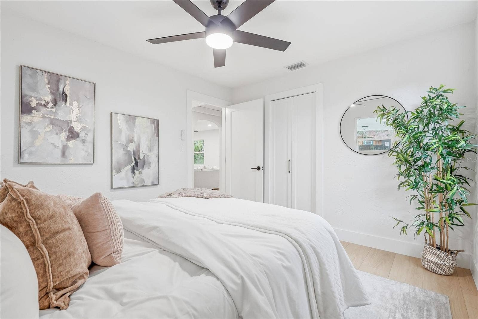 4750 EMERSON AVENUE S, St Petersburg, FL 33711