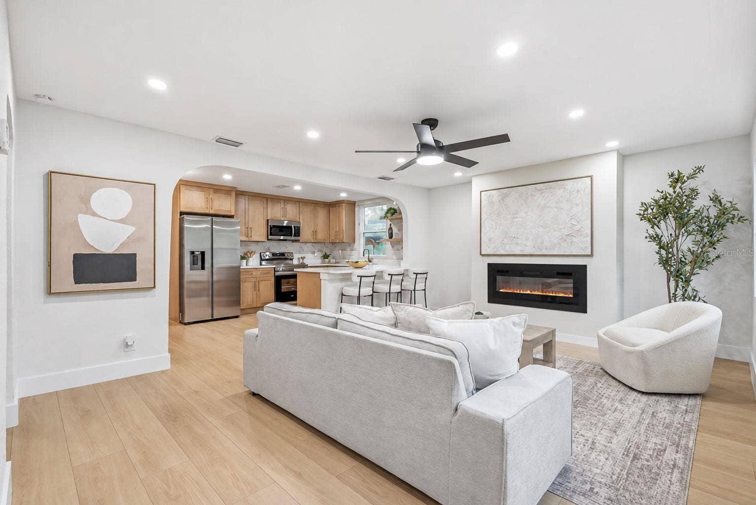 4750 EMERSON AVENUE S, St Petersburg, FL 33711
