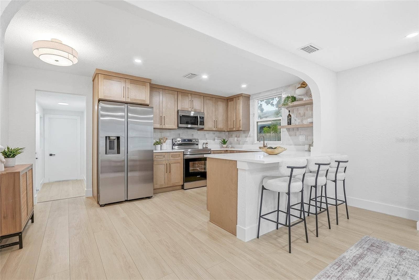 4750 EMERSON AVENUE S, St Petersburg, FL 33711