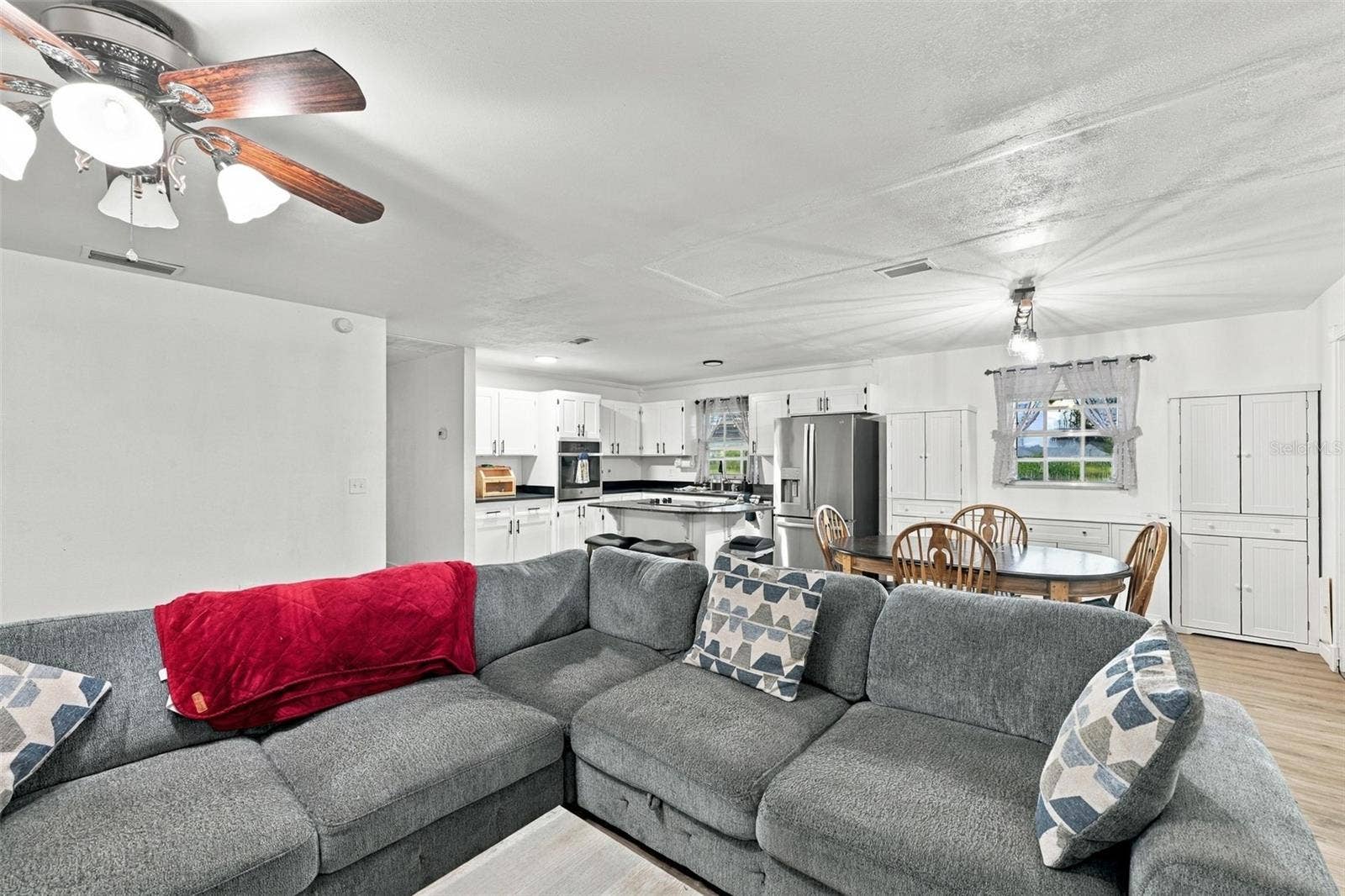 9124 CAREY ROAD, Lithia, FL 33547 9124 CAREY ROAD, Lithia, FL 33547