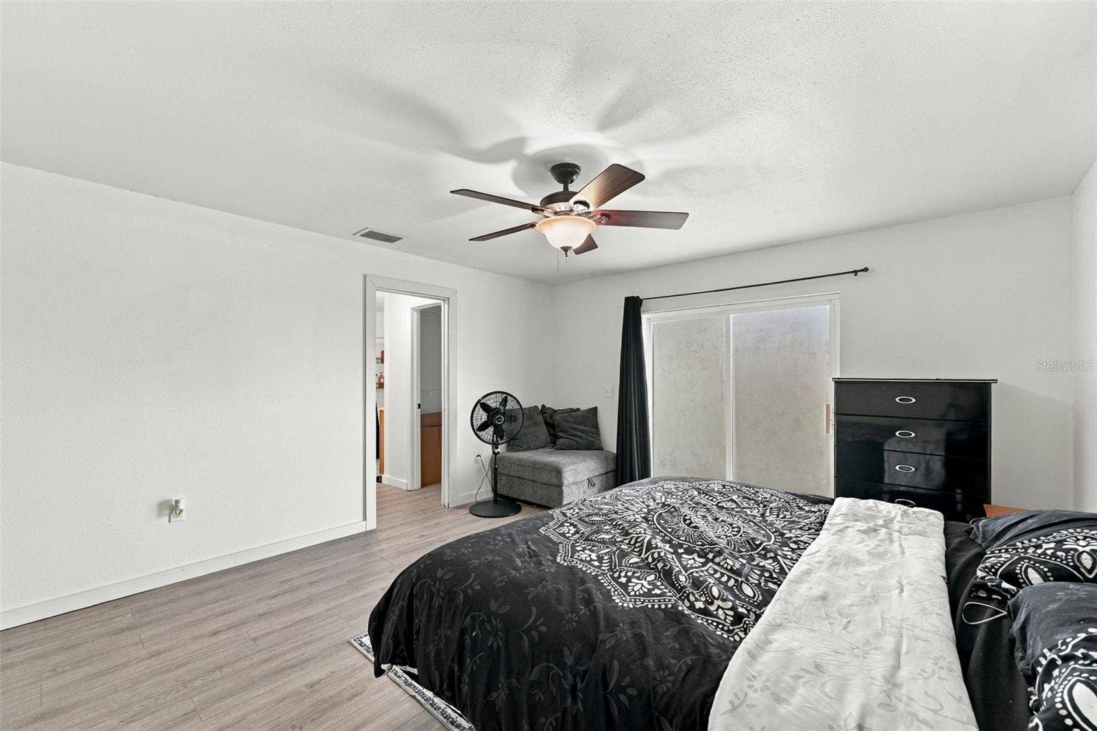 9124 CAREY ROAD, Lithia, FL 33547 9124 CAREY ROAD, Lithia, FL 33547