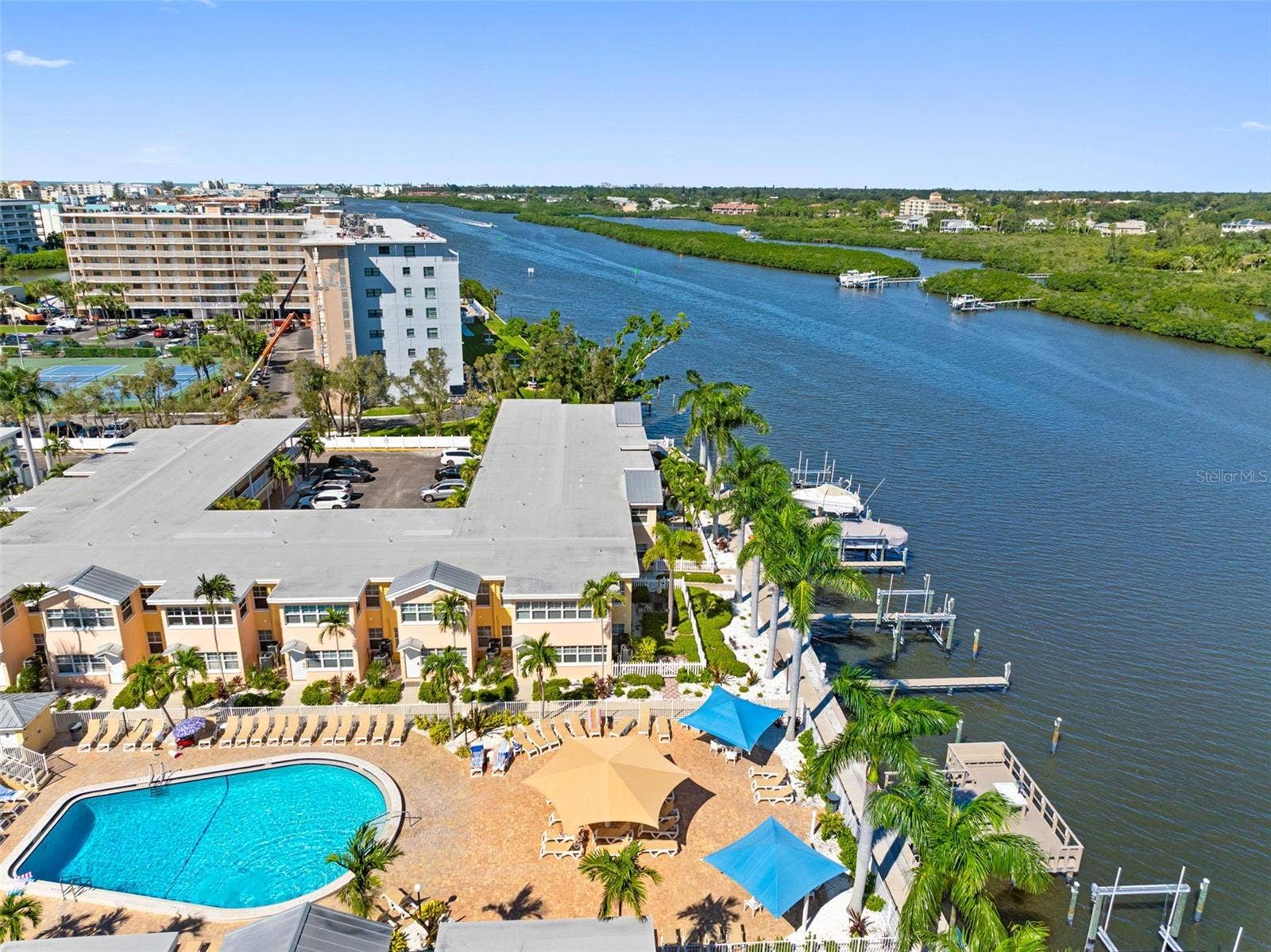 19417 GULF BOULEVARD, #B204, Indian Shores, FL 33785 19417 GULF BOULEVARD, #B204, Indian Shores, FL 33785