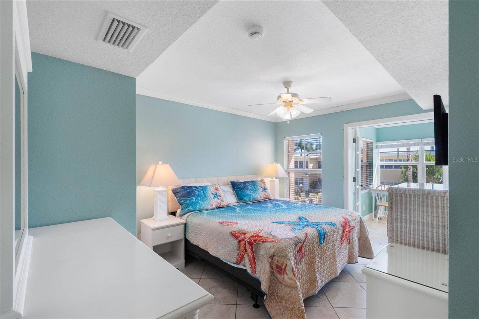 19417 GULF BOULEVARD, #B204, Indian Shores, FL 33785 19417 GULF BOULEVARD, #B204, Indian Shores, FL 33785