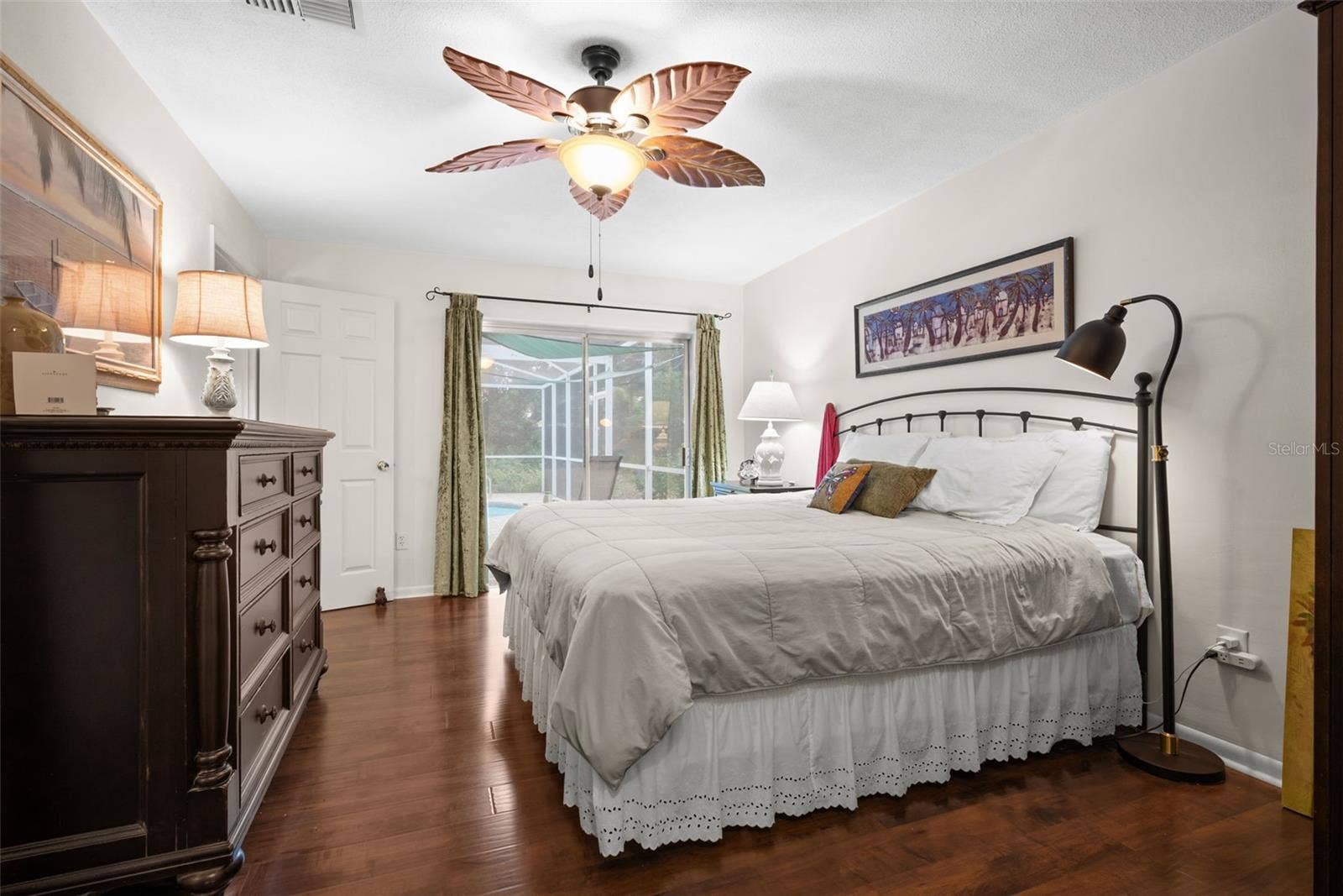 13906 105TH AVENUE, Largo, FL 33774