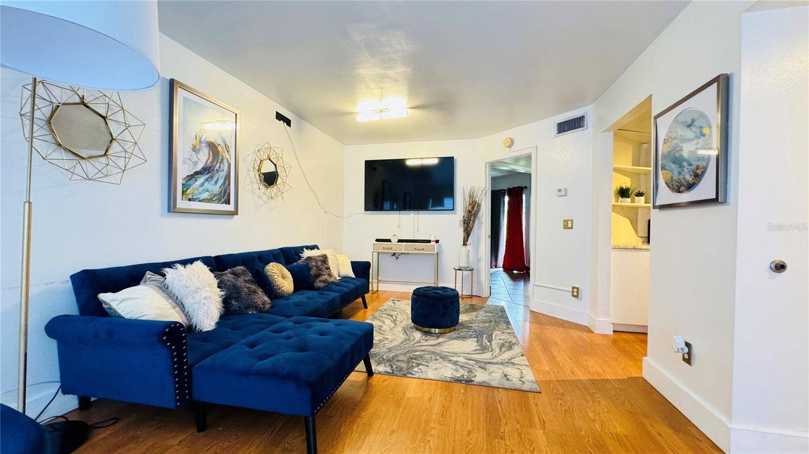 4368 AQUA VISTA DRIVE, #8D, Orlando, FL 32839 4368 AQUA VISTA DRIVE, #8D, Orlando, FL 32839