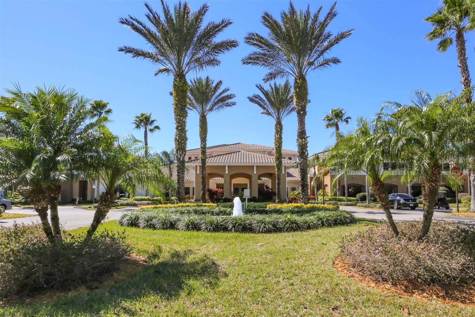 1814 FOXHUNT DRIVE, #A, Sun City Center, FL 33573