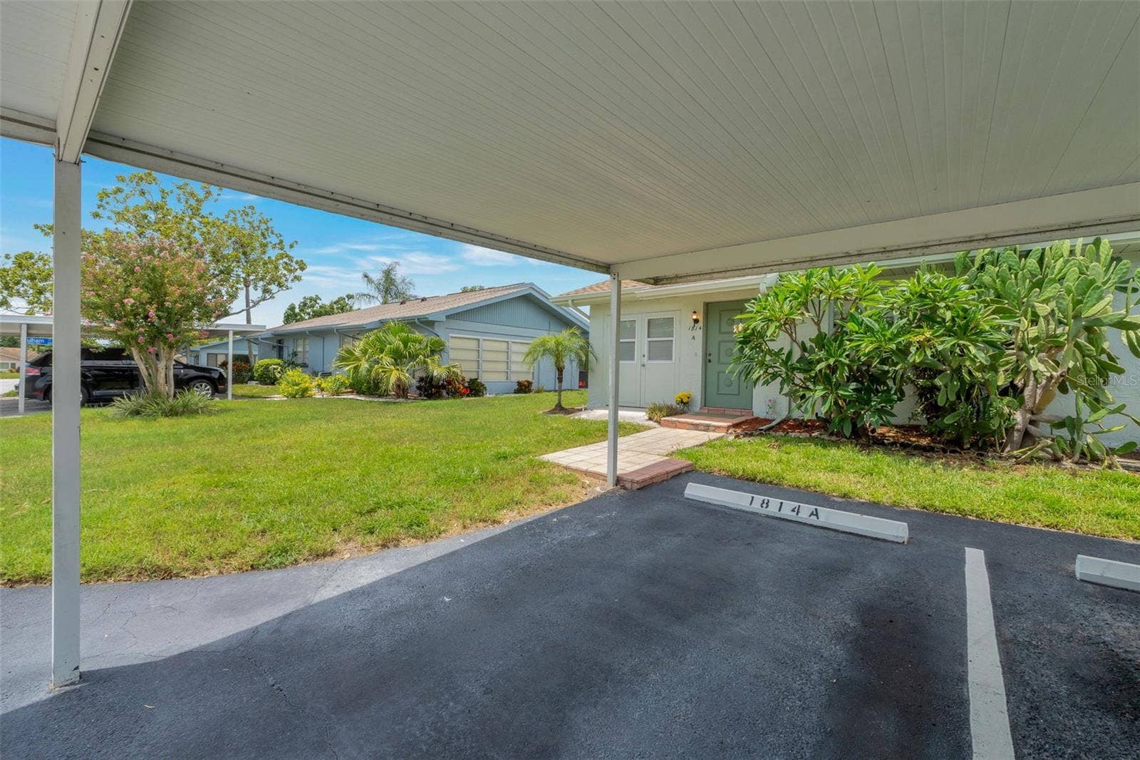 1814 FOXHUNT DRIVE, #A, Sun City Center, FL 33573