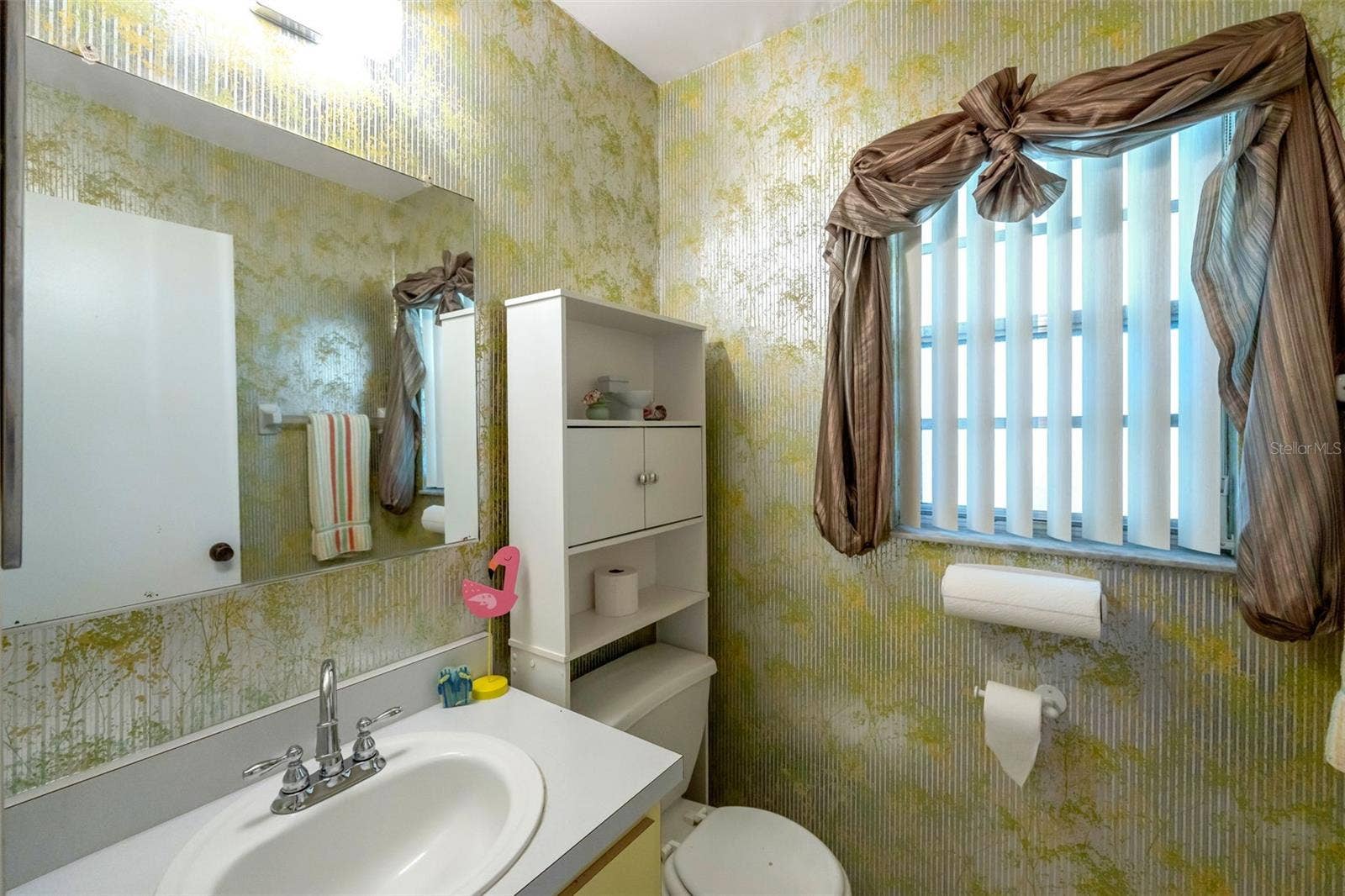 1814 FOXHUNT DRIVE, #A, Sun City Center, FL 33573