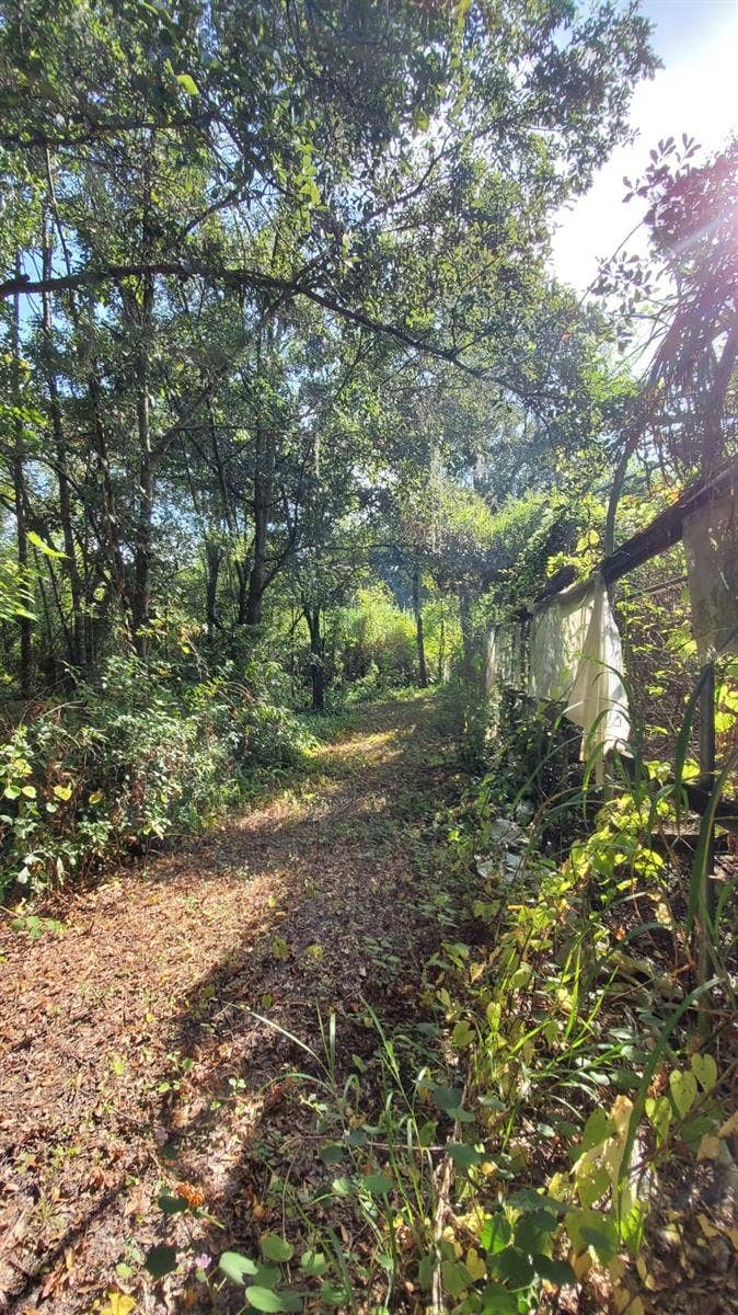 200 W ENGLISH STREET, Plant City, FL 33563