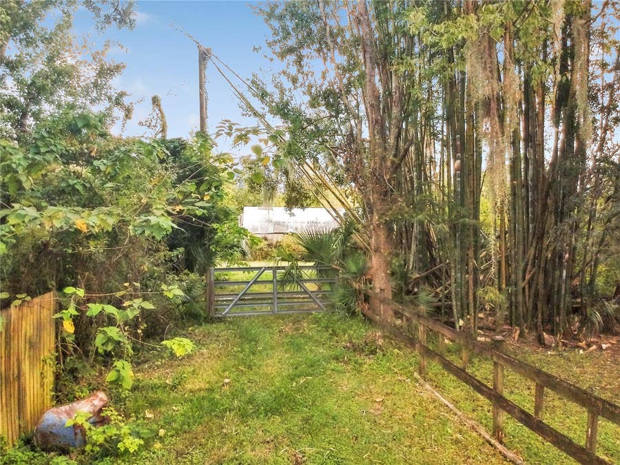 Property photo for 200 W ENGLISH STREET, Plant City, FL