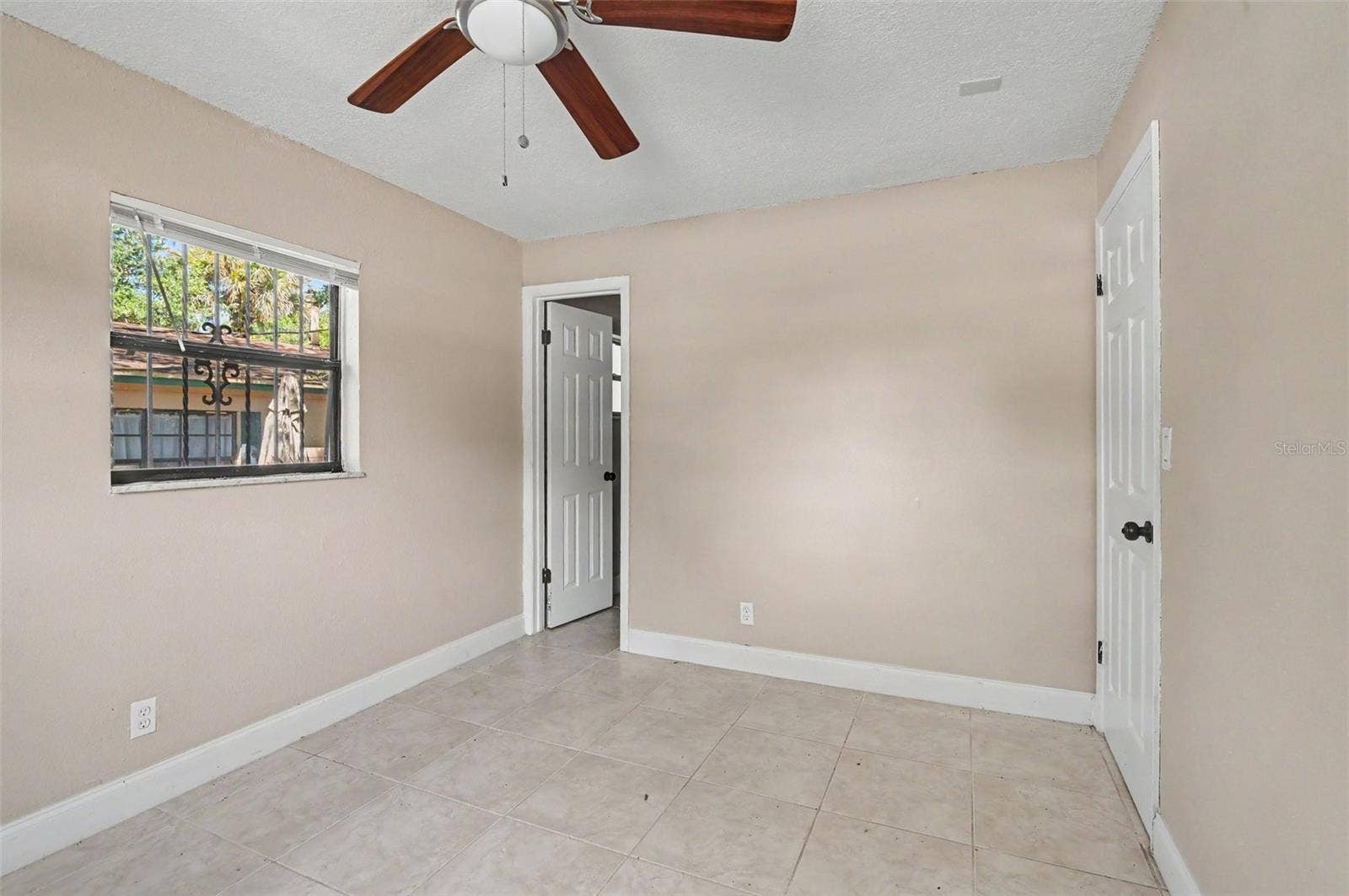 425 WALNUT STREET, Daytona Beach, FL 32114 425 WALNUT STREET, Daytona Beach, FL 32114