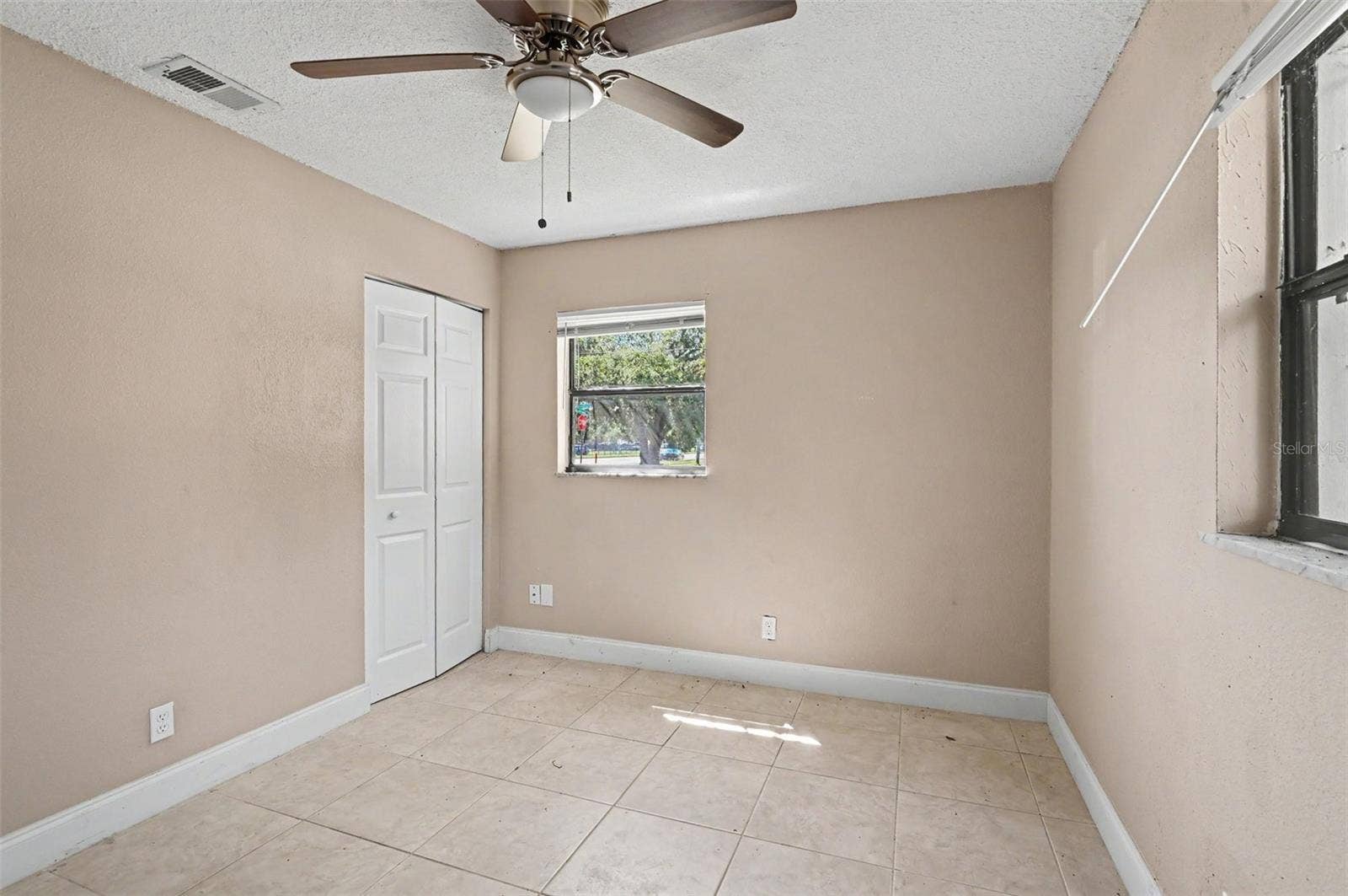 425 WALNUT STREET, Daytona Beach, FL 32114 425 WALNUT STREET, Daytona Beach, FL 32114