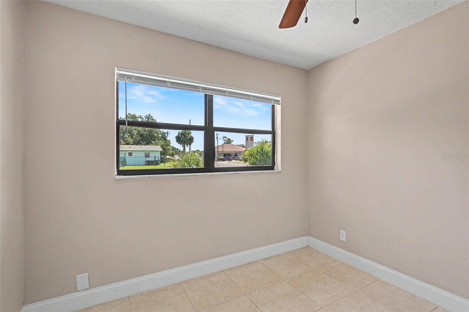 425 WALNUT STREET, Daytona Beach, FL 32114 425 WALNUT STREET, Daytona Beach, FL 32114